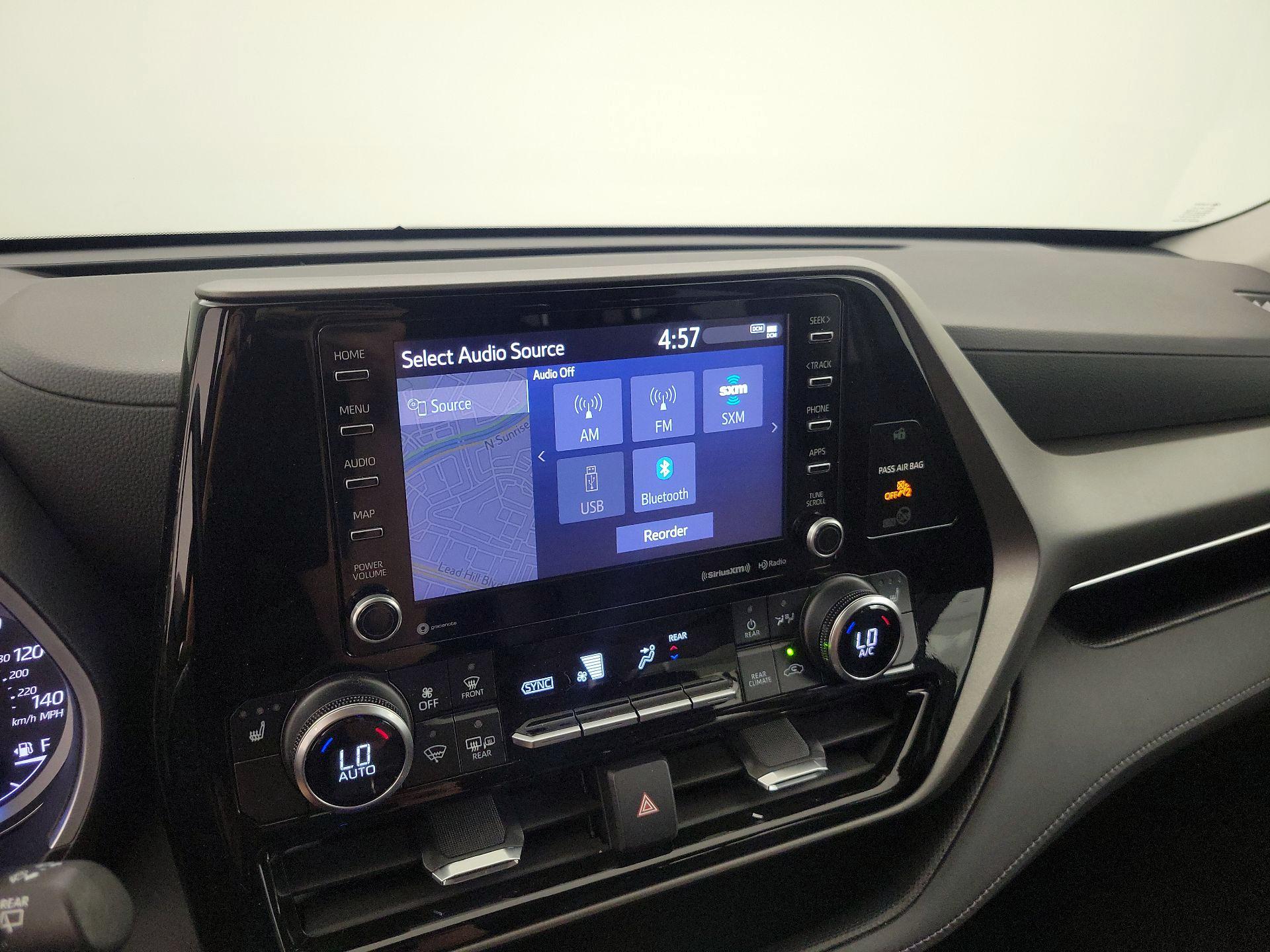 Thumbnail: 2021 Toyota Highlander - 16