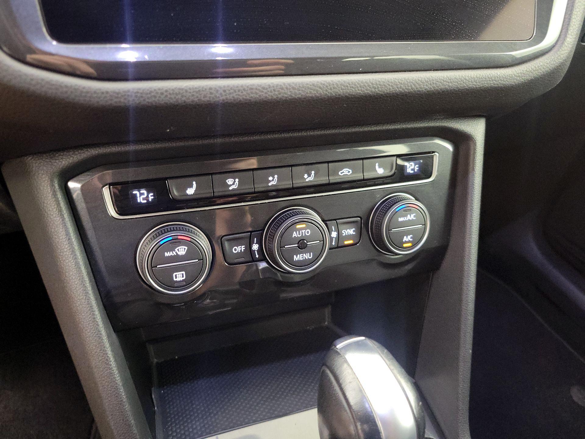 Thumbnail: 2019 Volkswagen Tiguan - 16