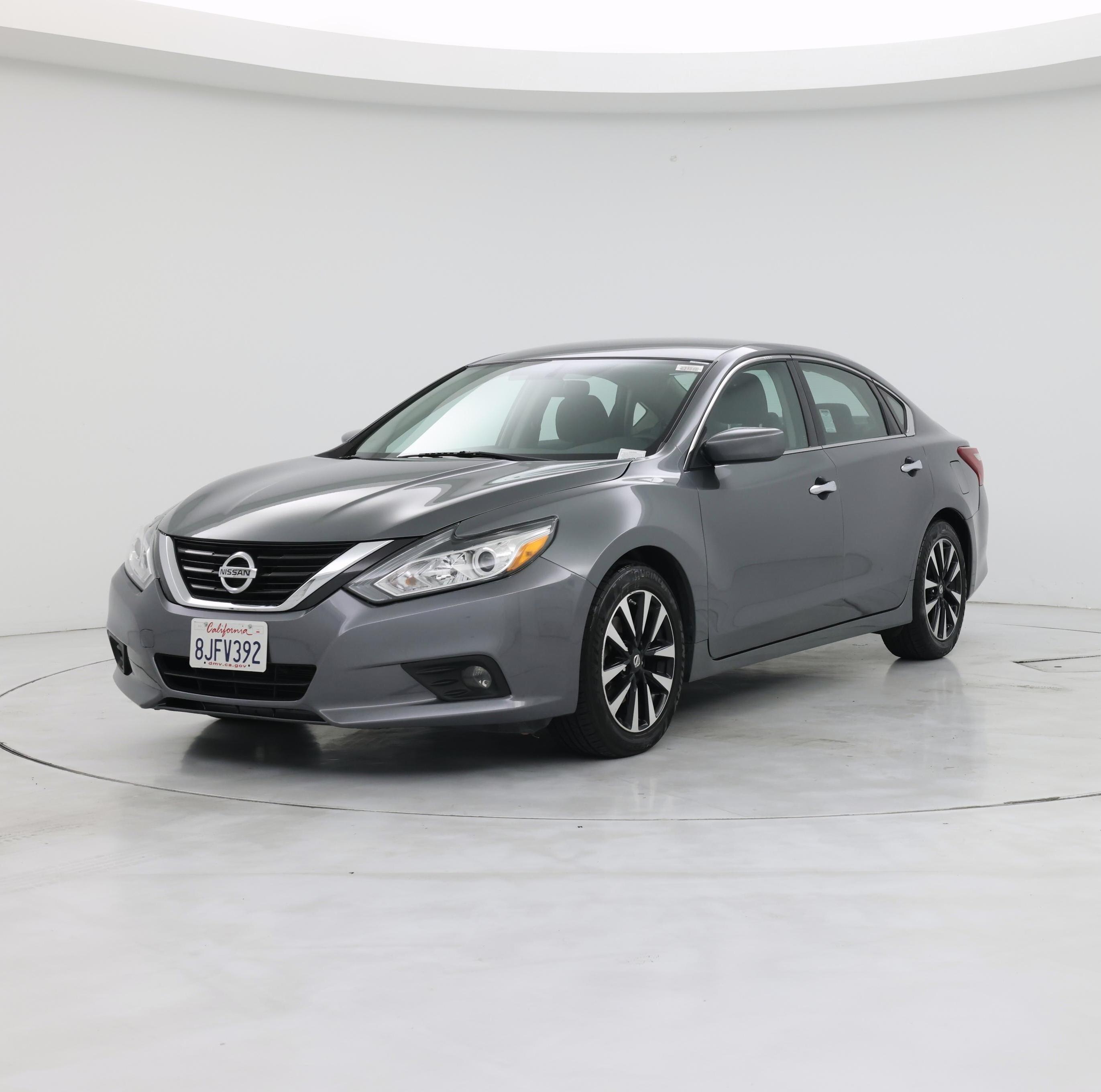 Thumbnail: 2018 Nissan Altima - 4