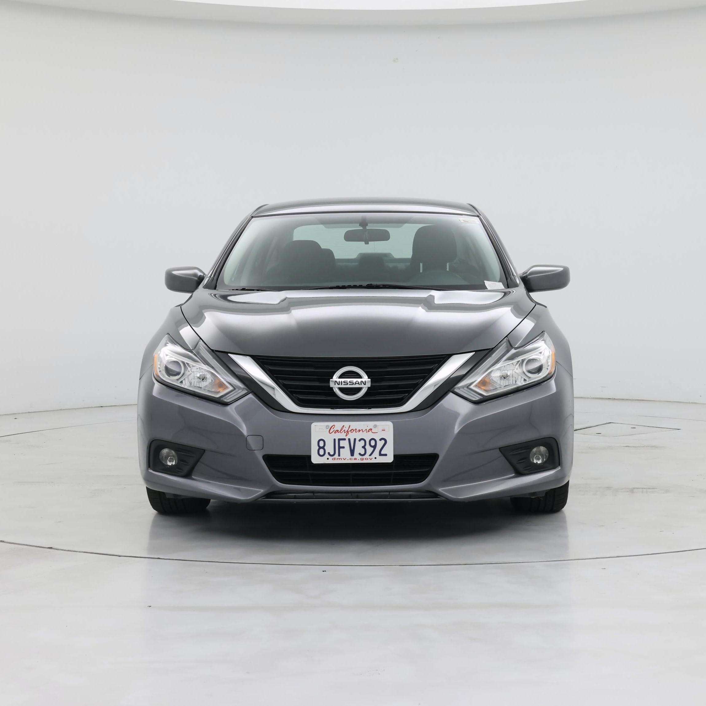 Thumbnail: 2018 Nissan Altima - 5