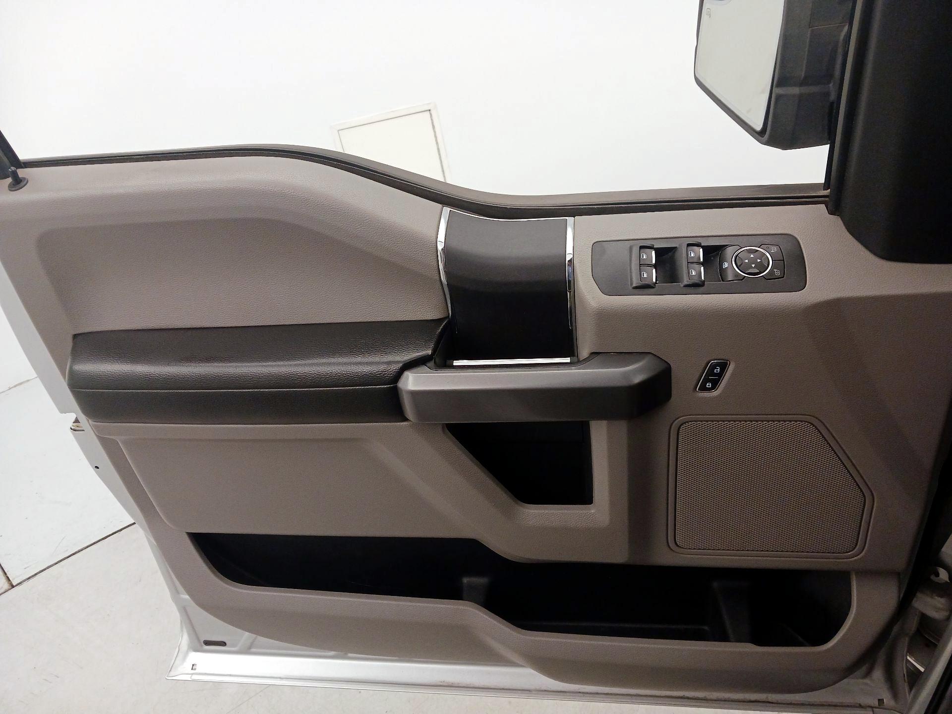 Thumbnail: 2015 Ford F-150 - 12