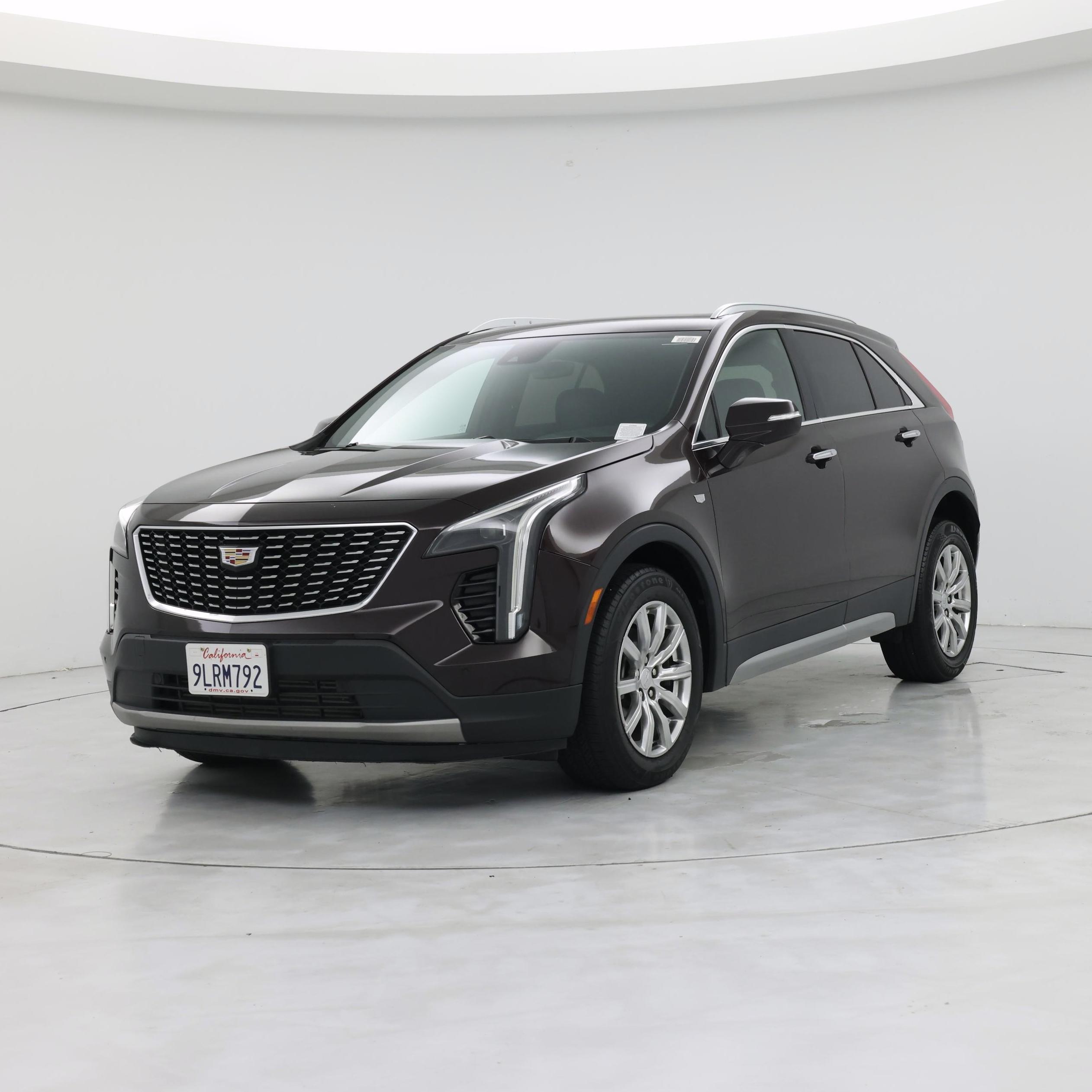 Thumbnail: 2021 Cadillac XT4 - 4