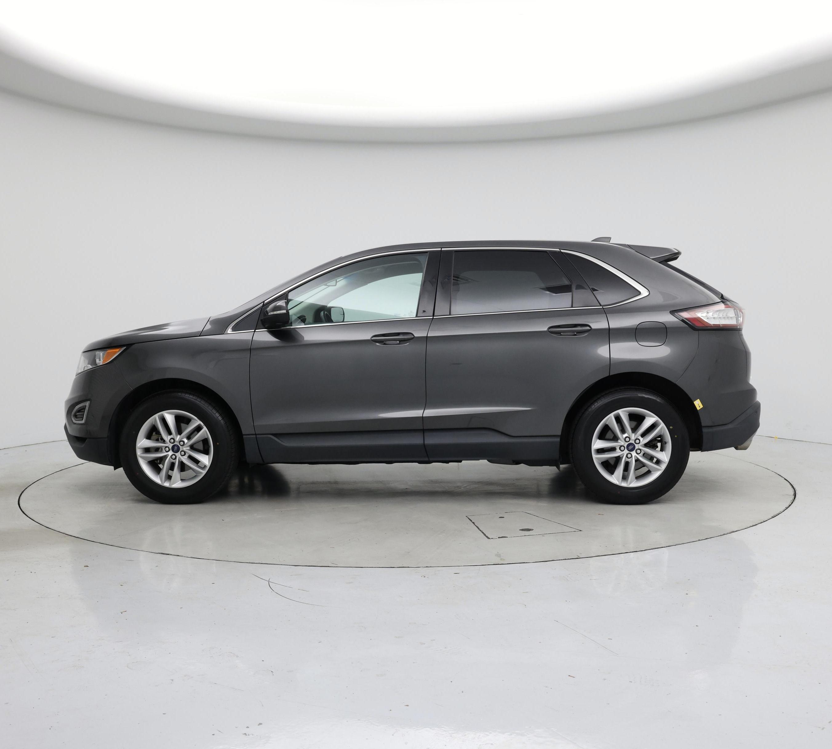 Thumbnail: 2017 Ford Edge - 3