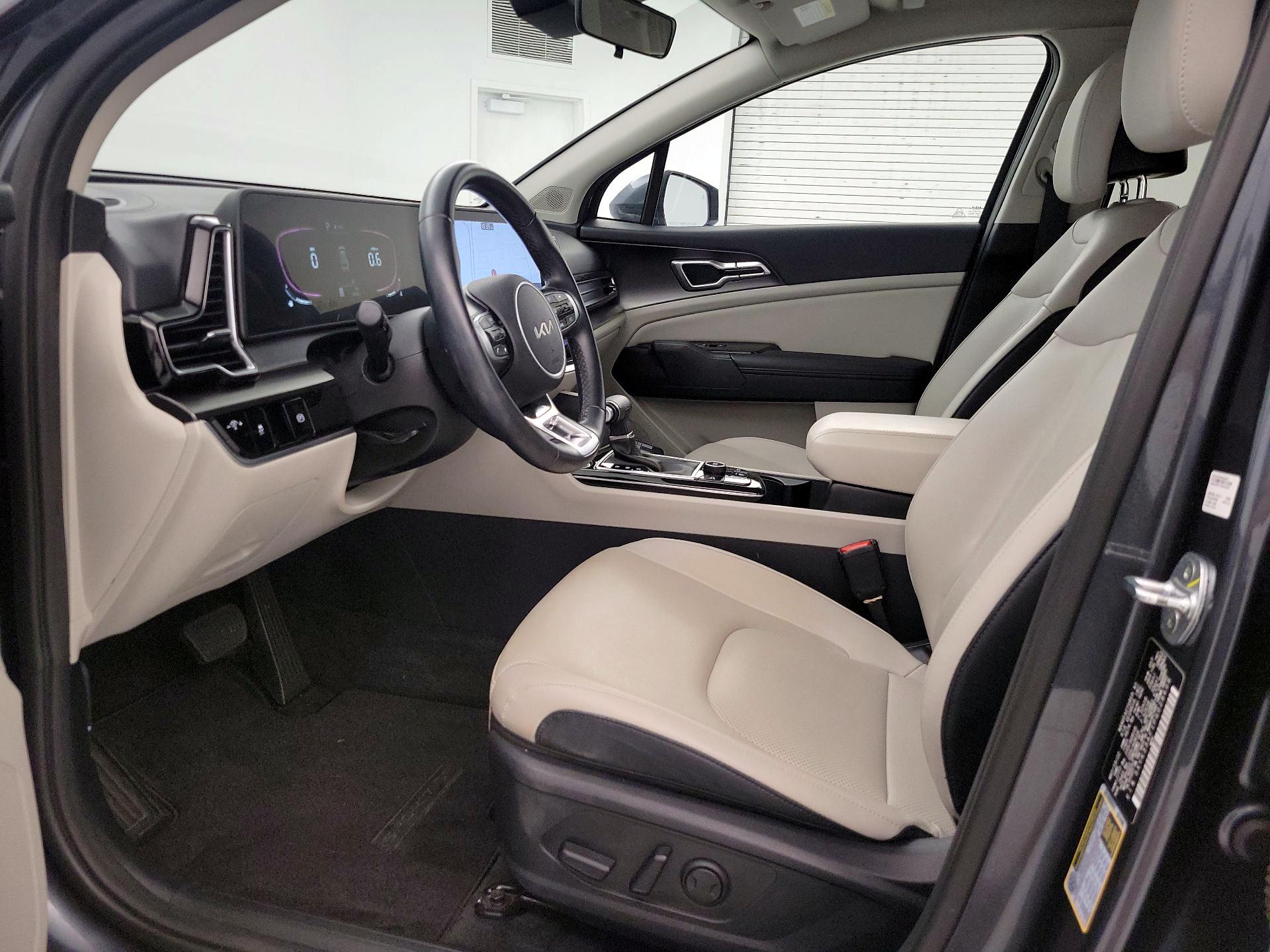 Thumbnail: 2023 Kia Sportage - 11