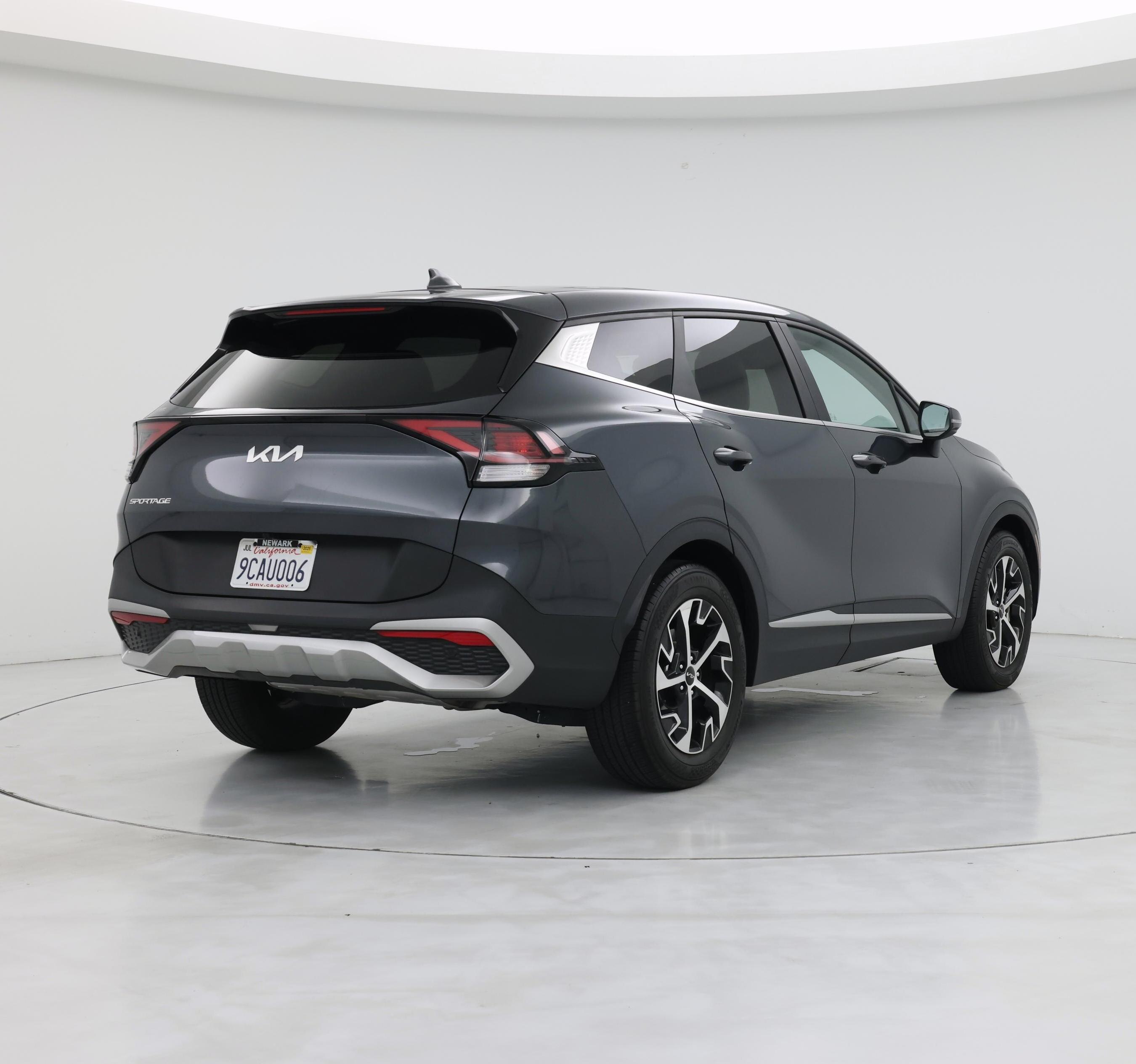 Thumbnail: 2023 Kia Sportage - 8