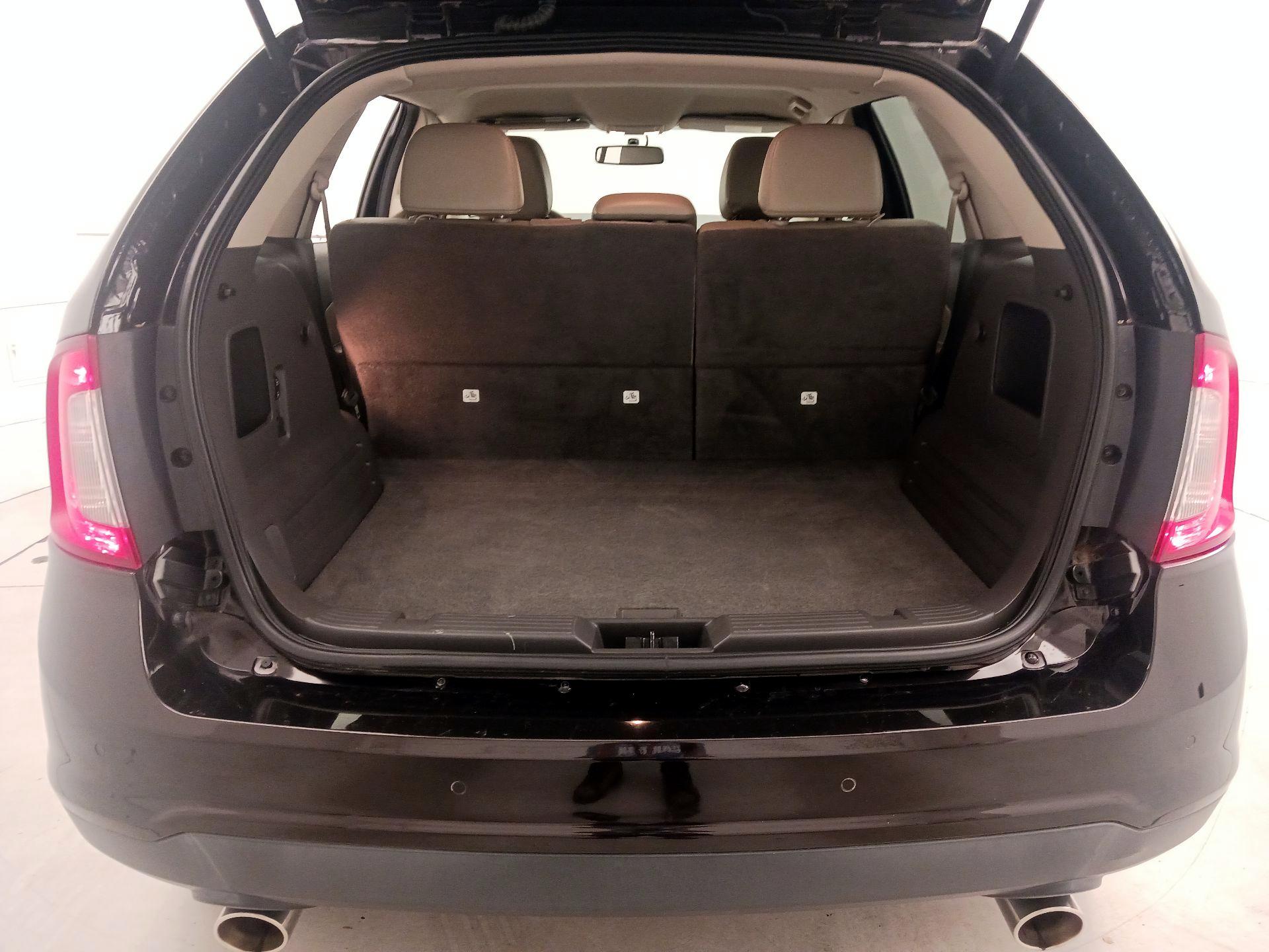 Thumbnail: 2014 Ford Edge - 20