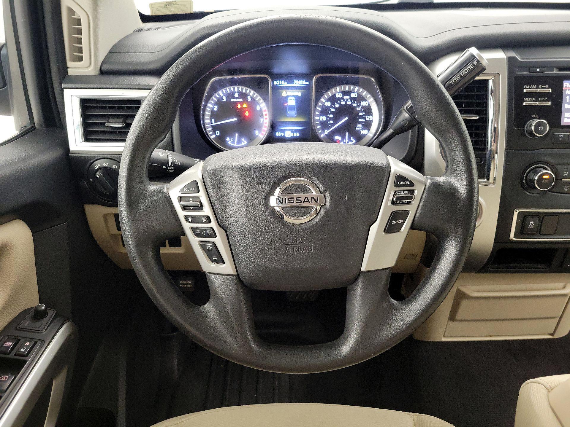 Thumbnail: 2017 Nissan Titan - 10