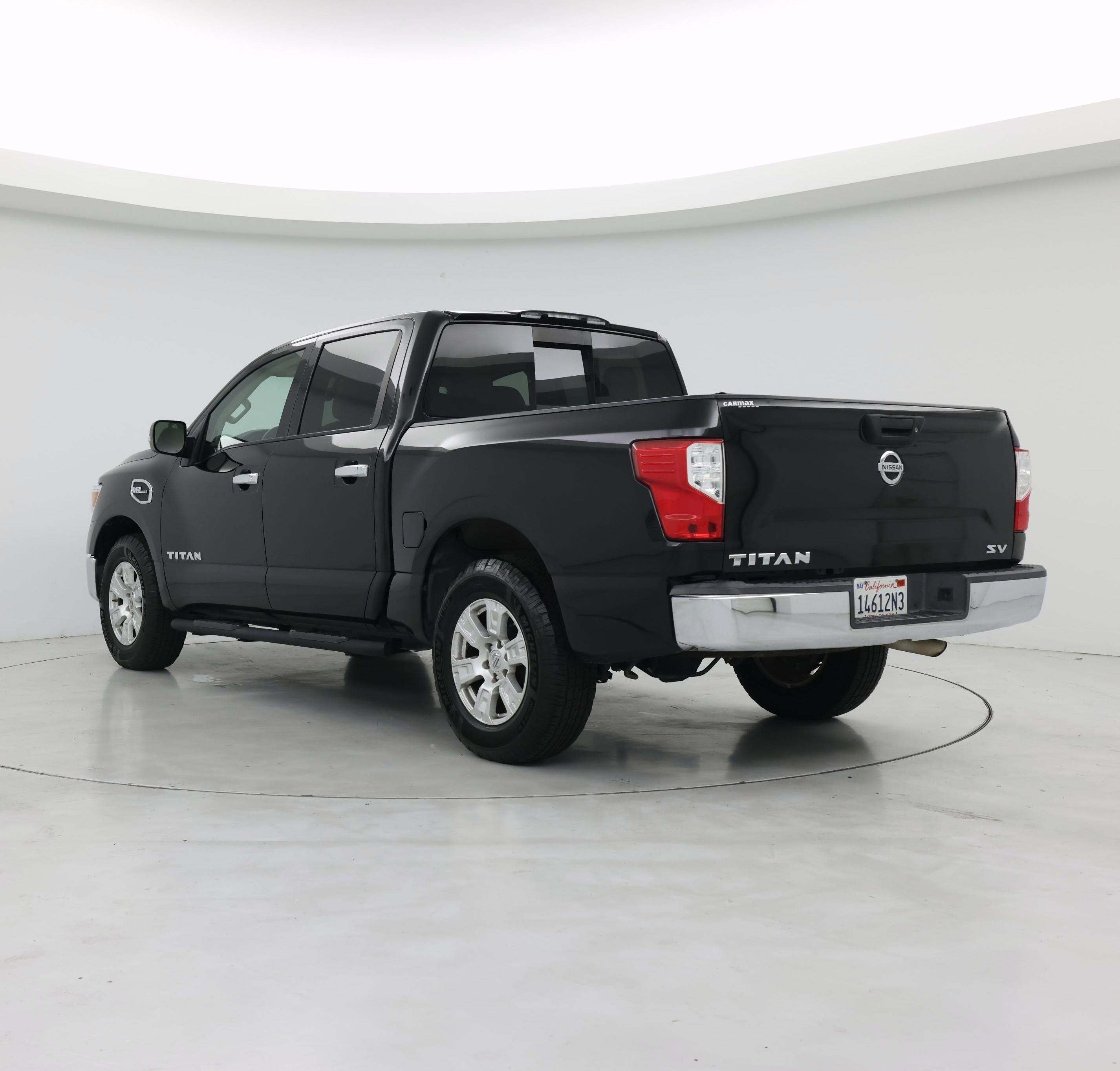 Thumbnail: 2017 Nissan Titan - 2