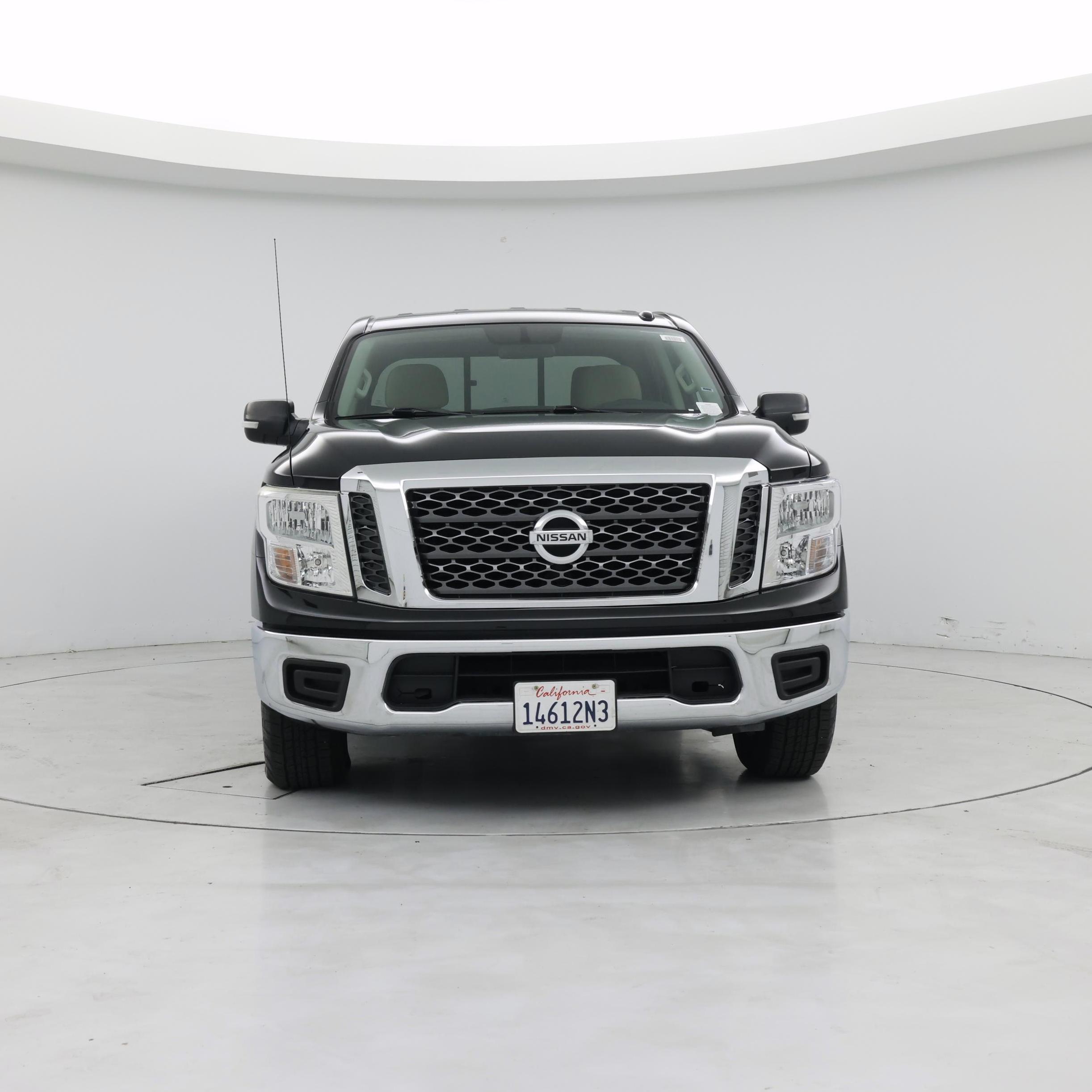 Thumbnail: 2017 Nissan Titan - 5