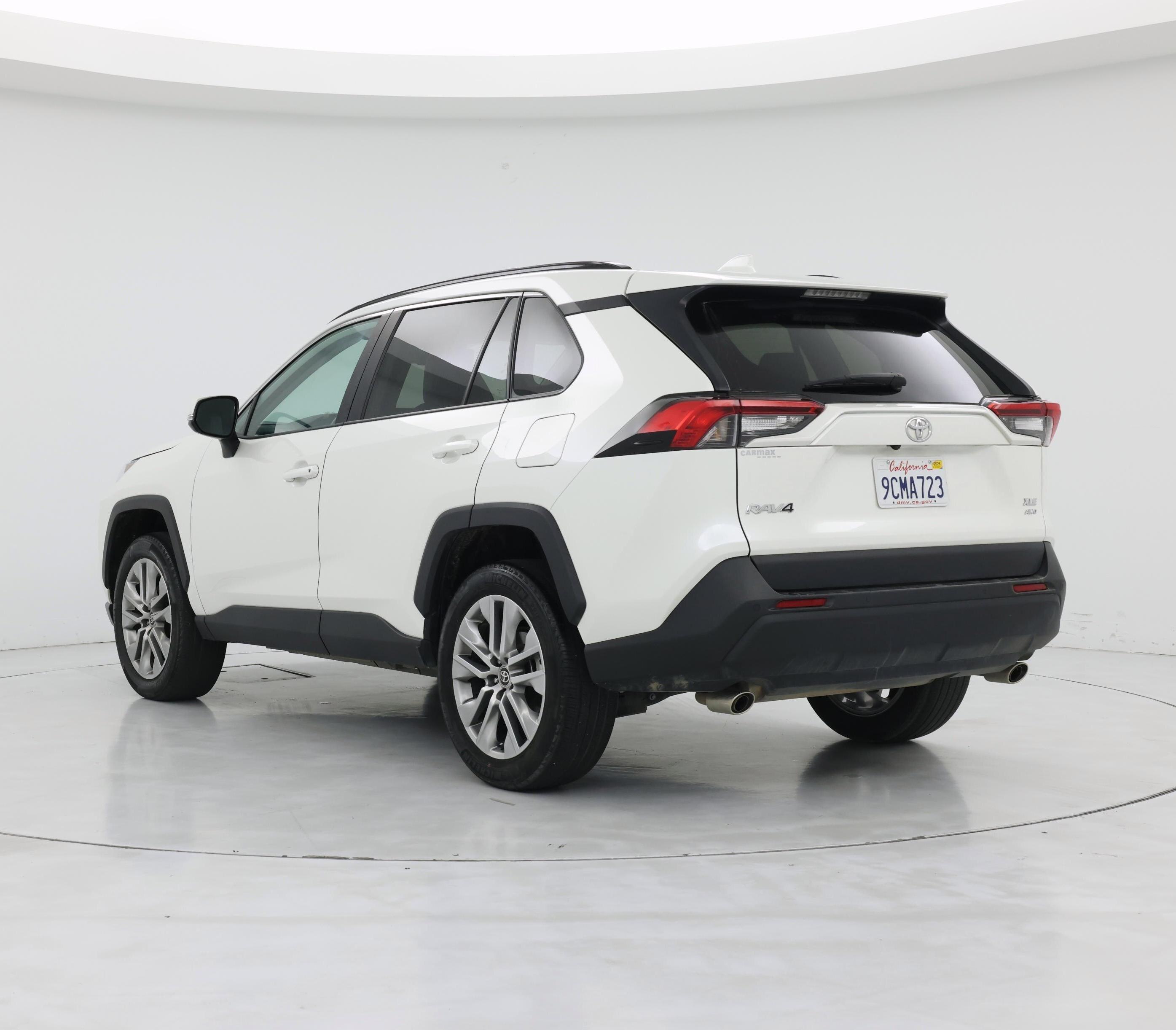 Thumbnail: 2022 Toyota RAV4 - 2