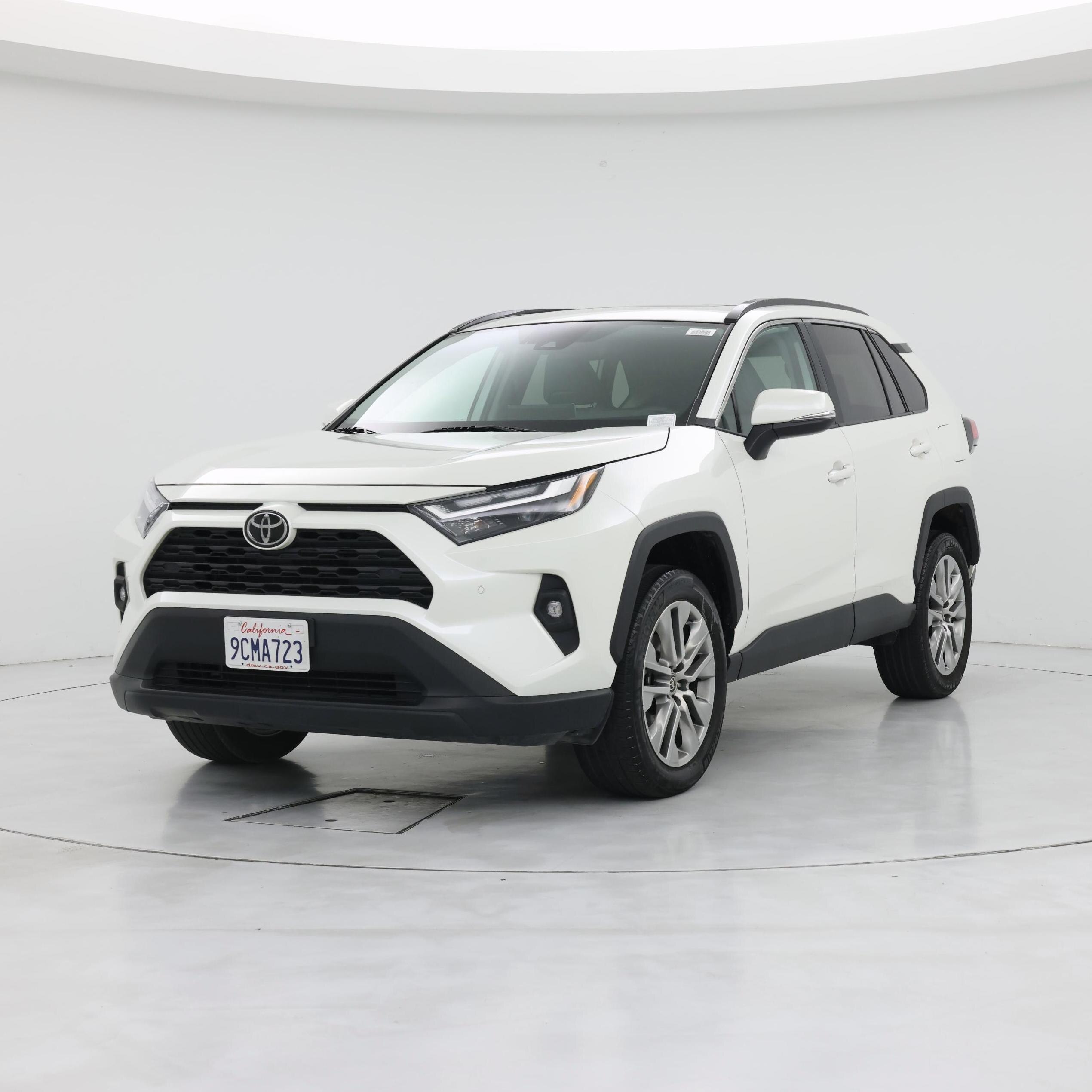 Thumbnail: 2022 Toyota RAV4 - 4