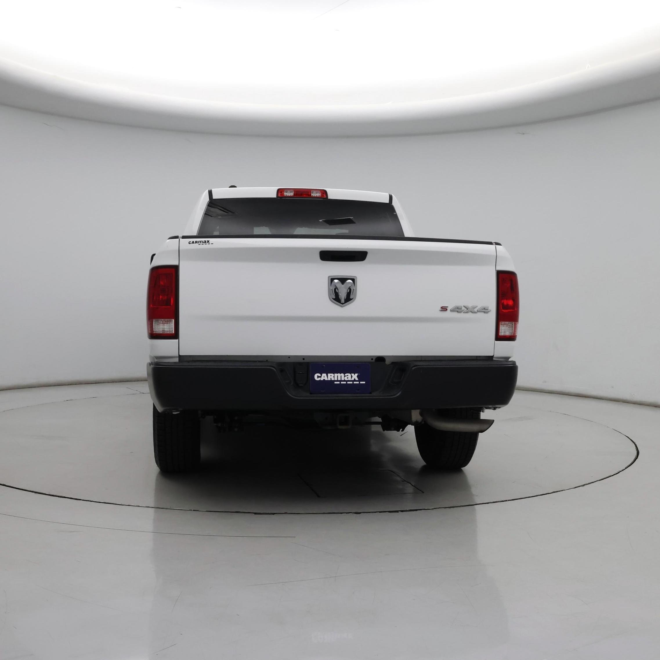 Thumbnail: 2020 RAM 1500 Classic - 6
