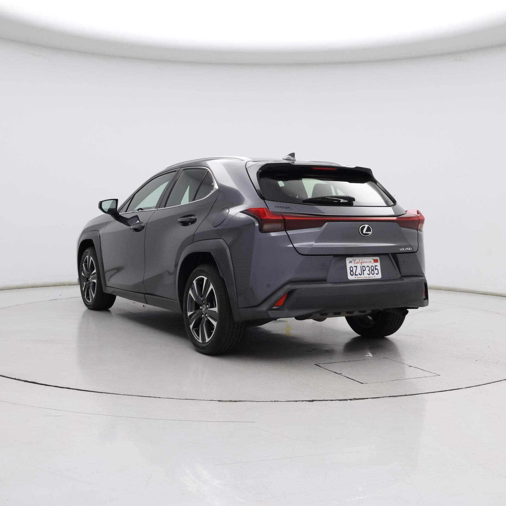 Thumbnail: 2022 Lexus UX - 2