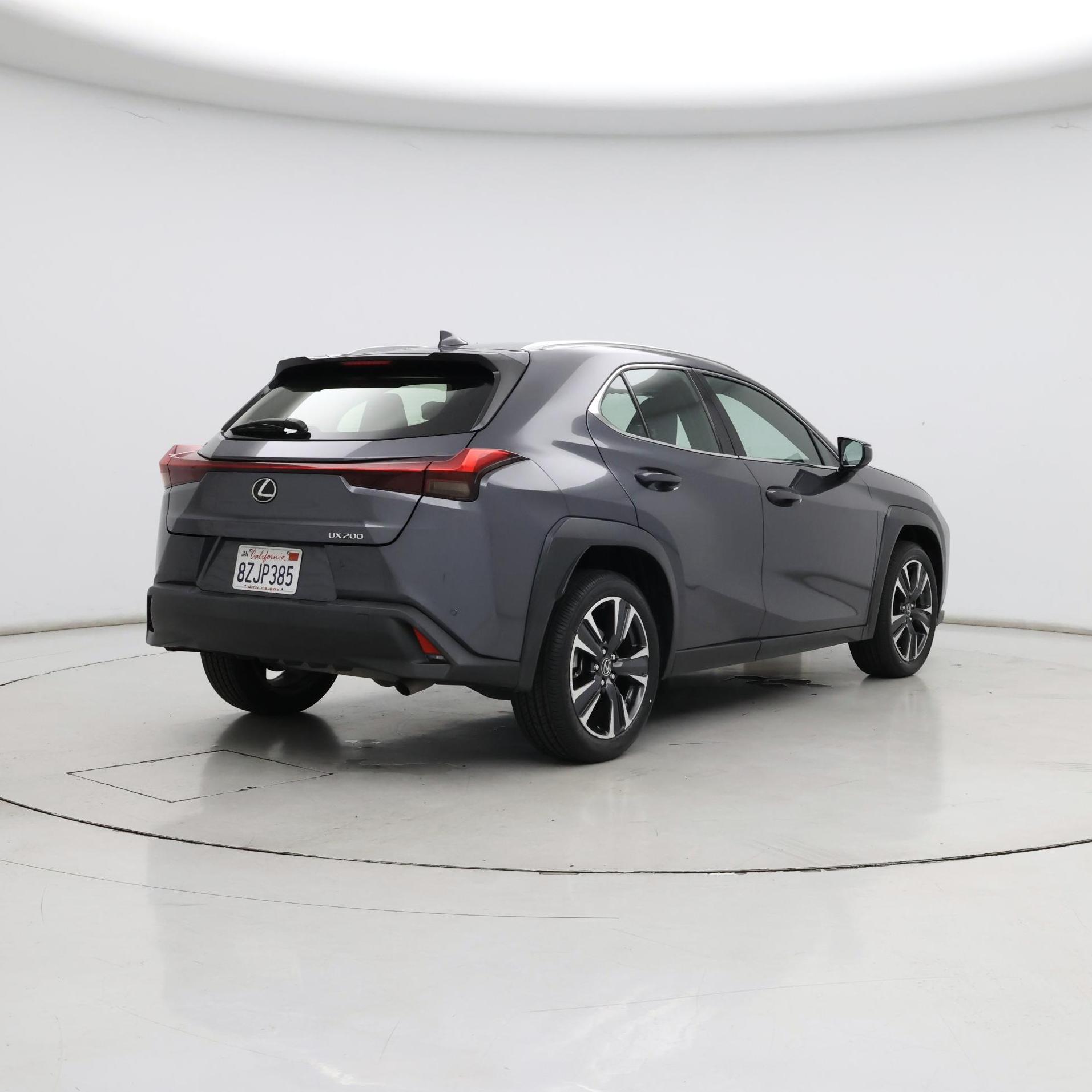 Thumbnail: 2022 Lexus UX - 8
