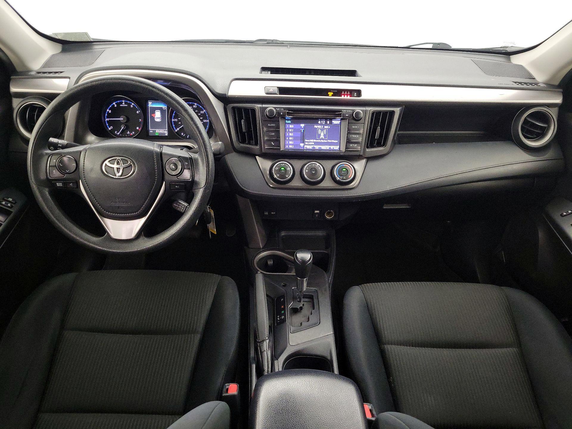 Thumbnail: 2017 Toyota RAV4 - 9