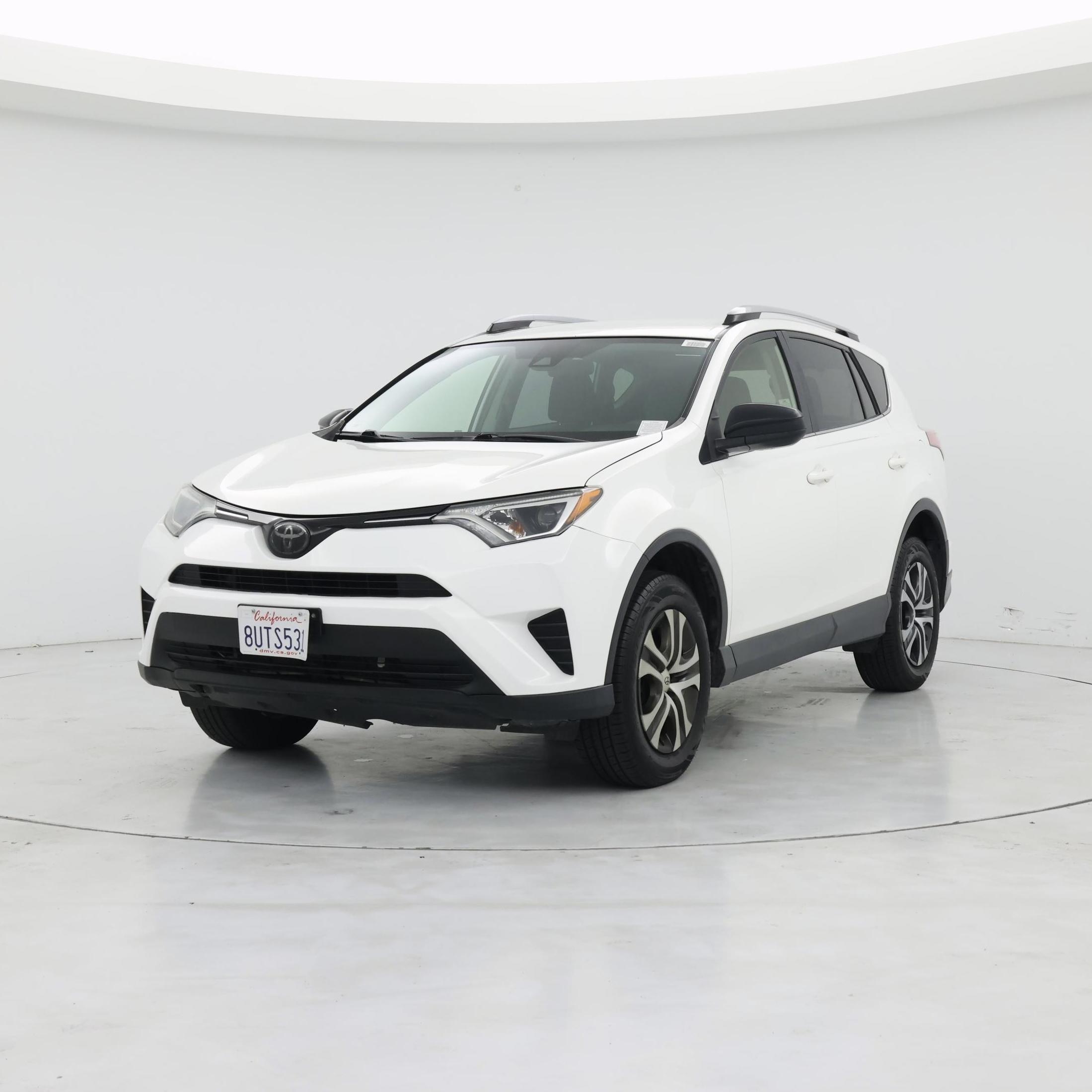 Thumbnail: 2017 Toyota RAV4 - 4