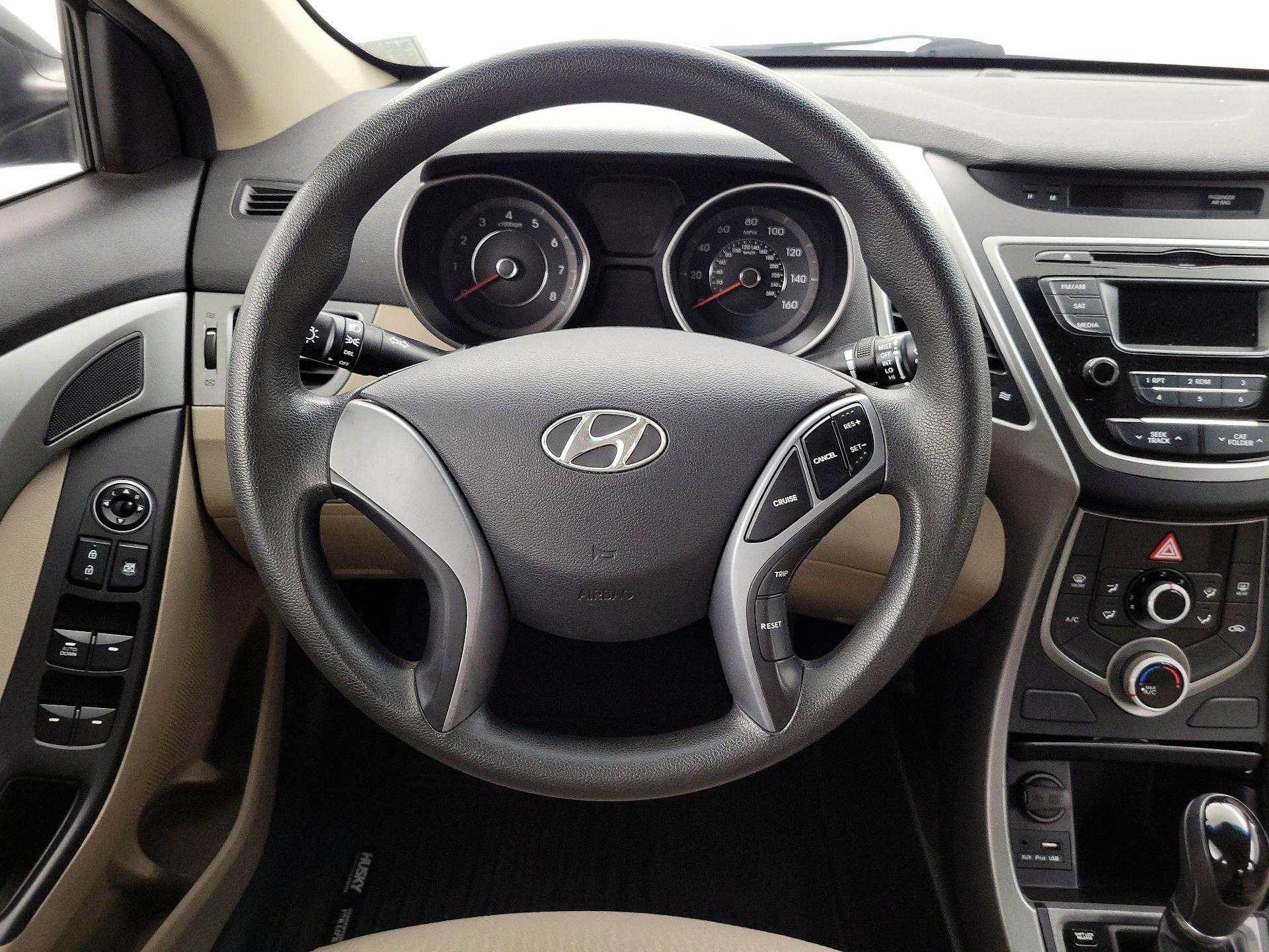 Thumbnail: 2016 Hyundai Elantra - 10