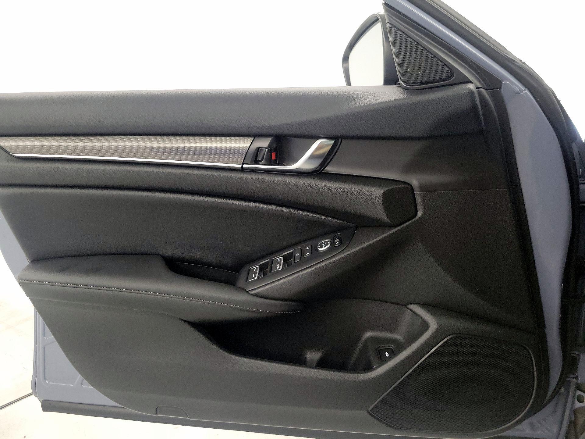 Thumbnail: 2022 Honda Accord - 12