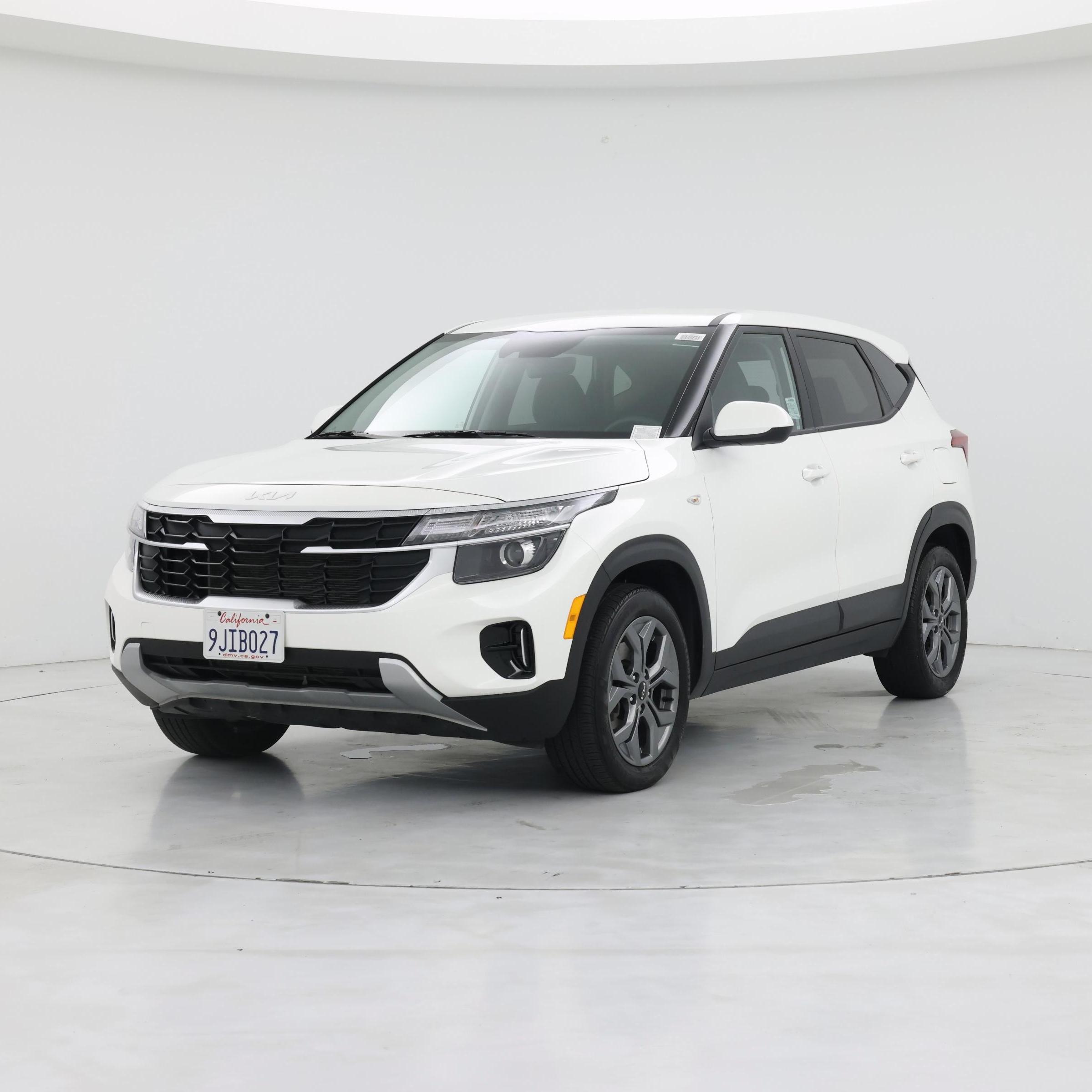 Thumbnail: 2024 Kia Seltos - 4
