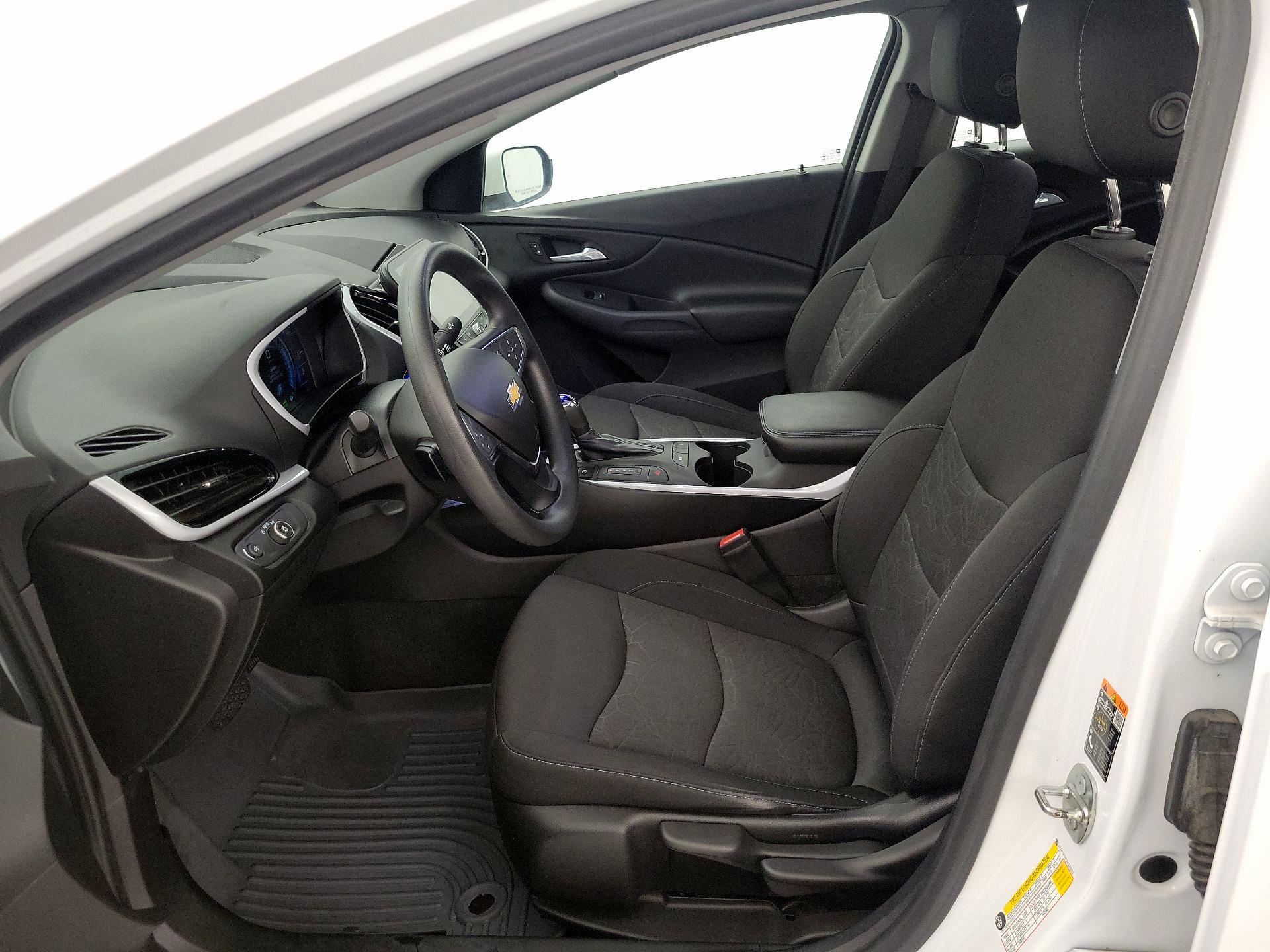 Thumbnail: 2018 Chevrolet Volt - 11