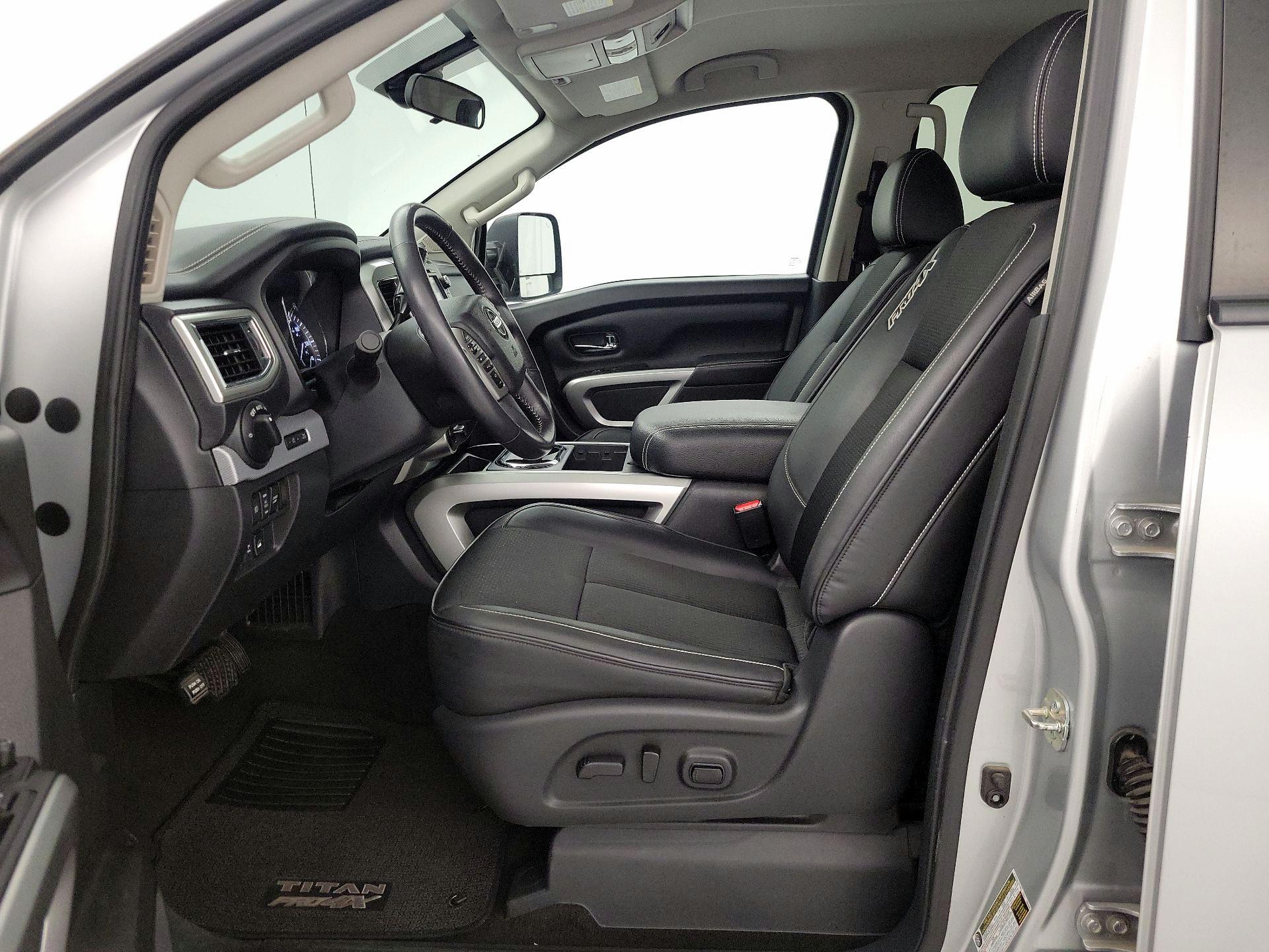 Thumbnail: 2018 Nissan Titan - 11