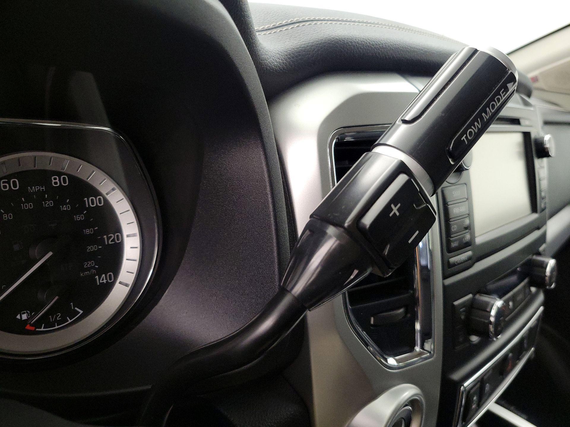 Thumbnail: 2018 Nissan Titan - 18