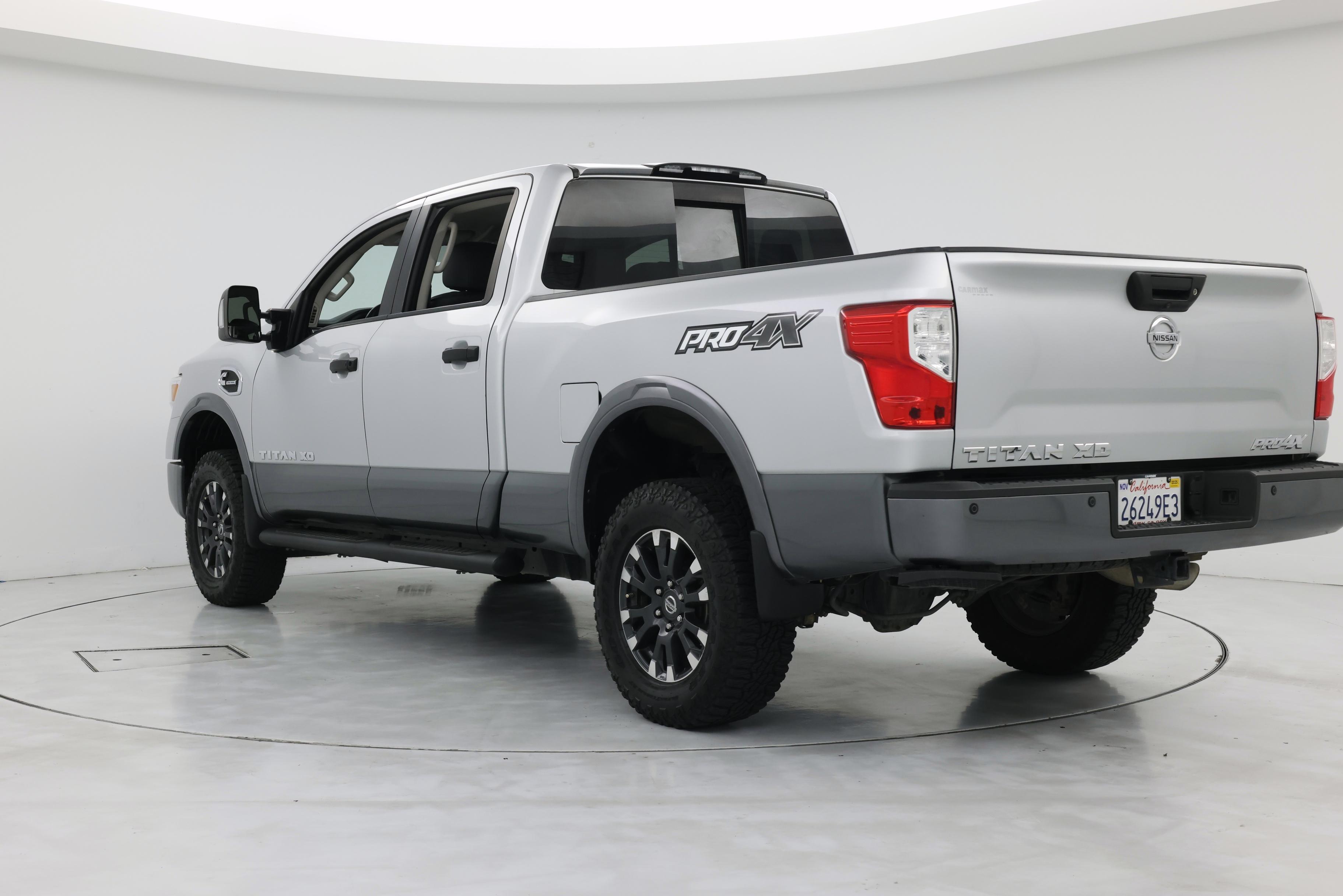 Thumbnail: 2018 Nissan Titan - 2