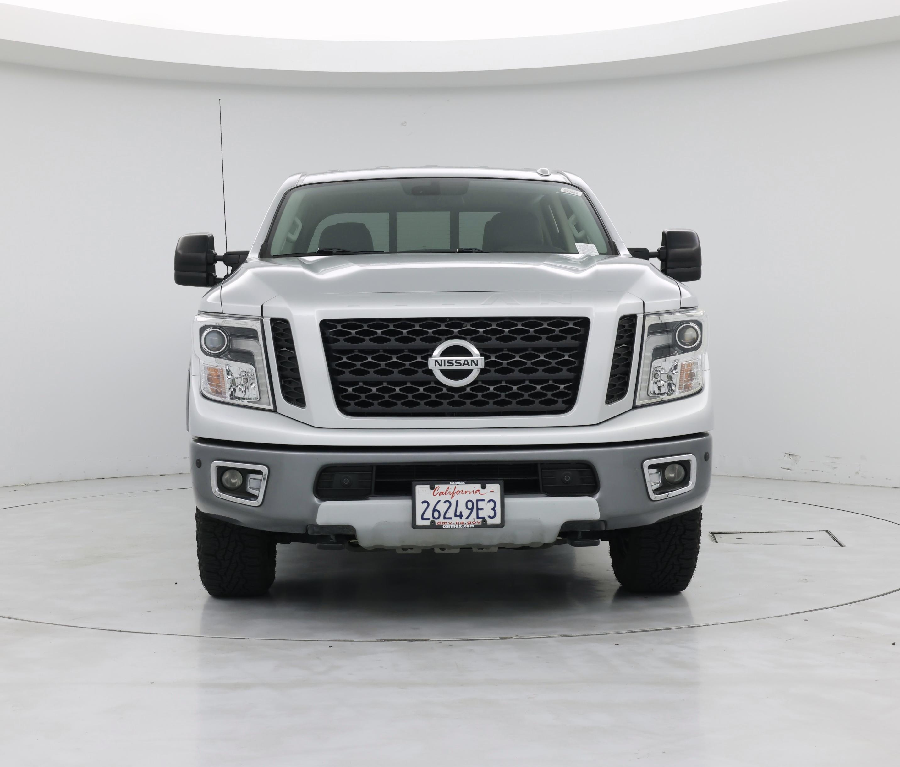 Thumbnail: 2018 Nissan Titan - 5