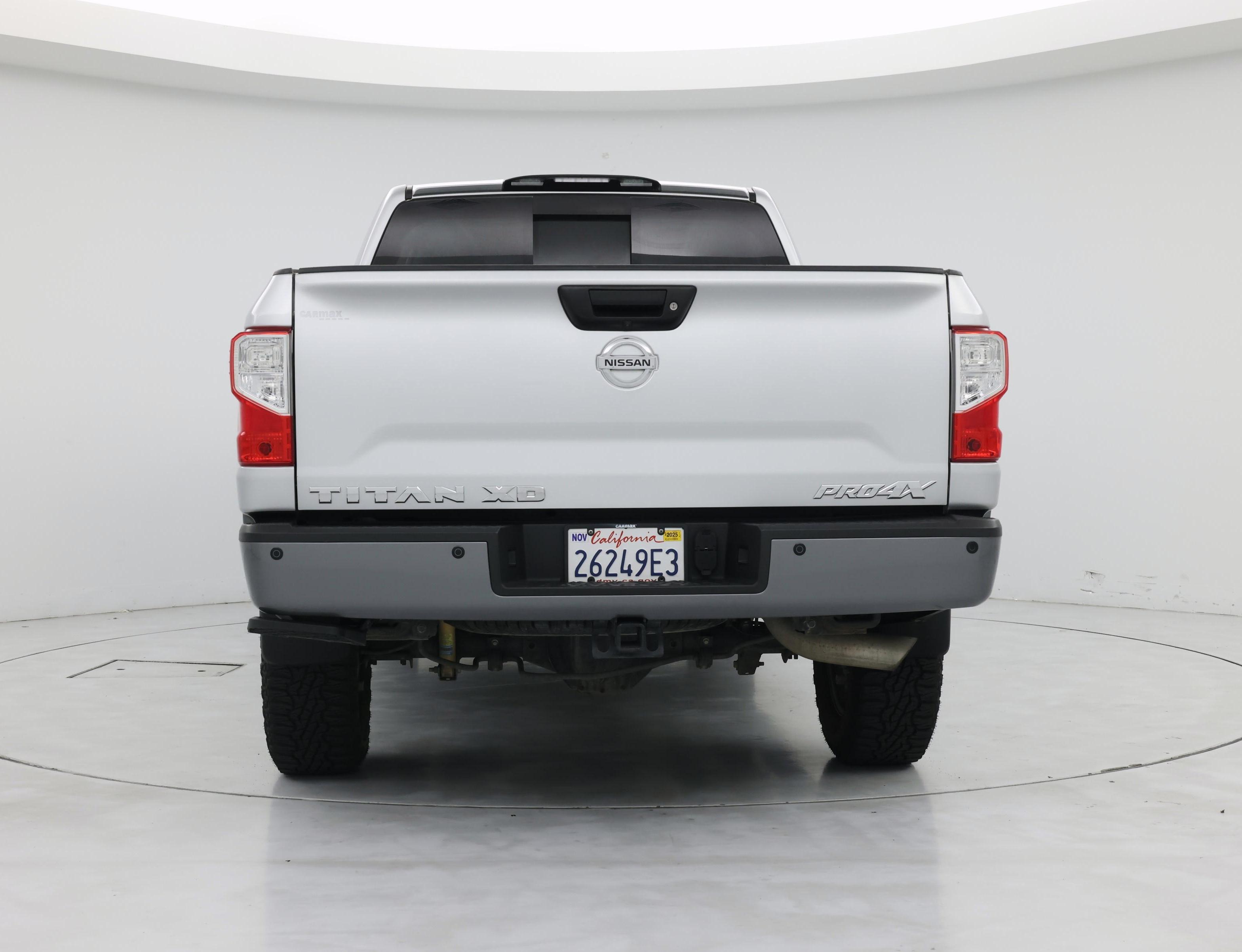 Thumbnail: 2018 Nissan Titan - 6