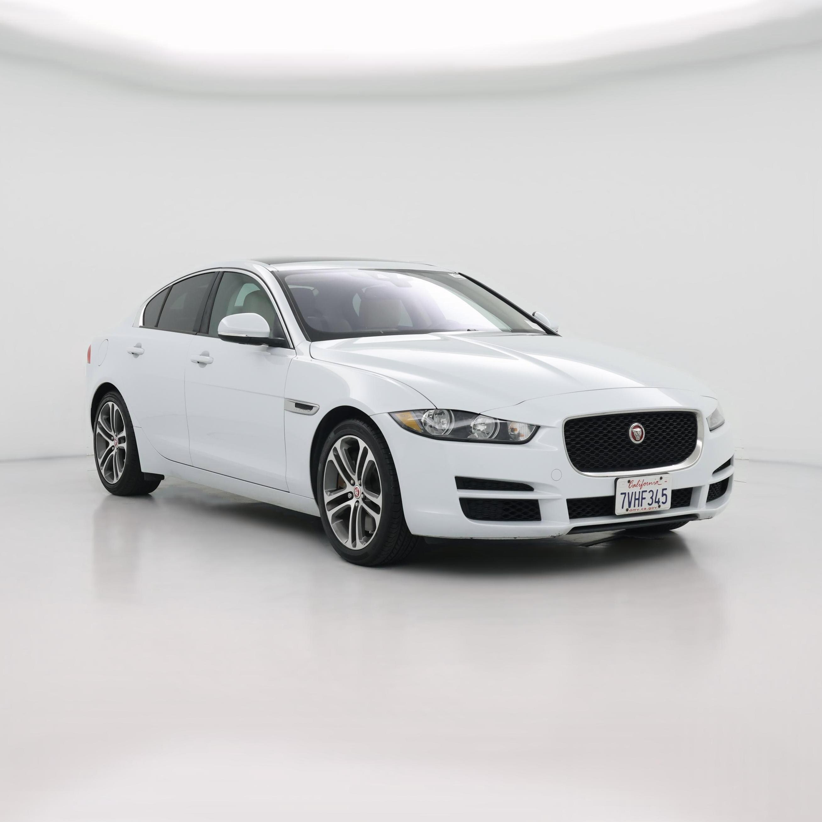 Thumbnail: 2017 Jaguar XE - 1