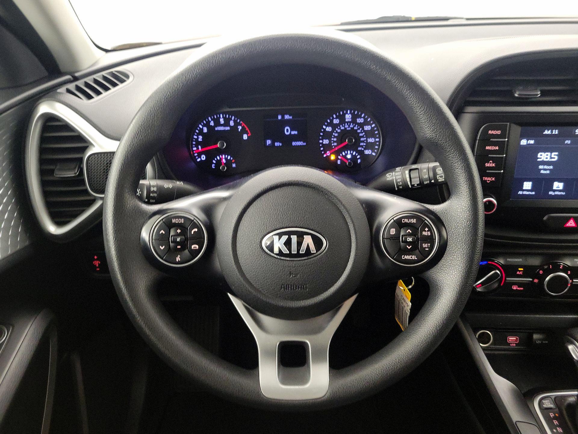 Thumbnail: 2020 Kia Soul - 10
