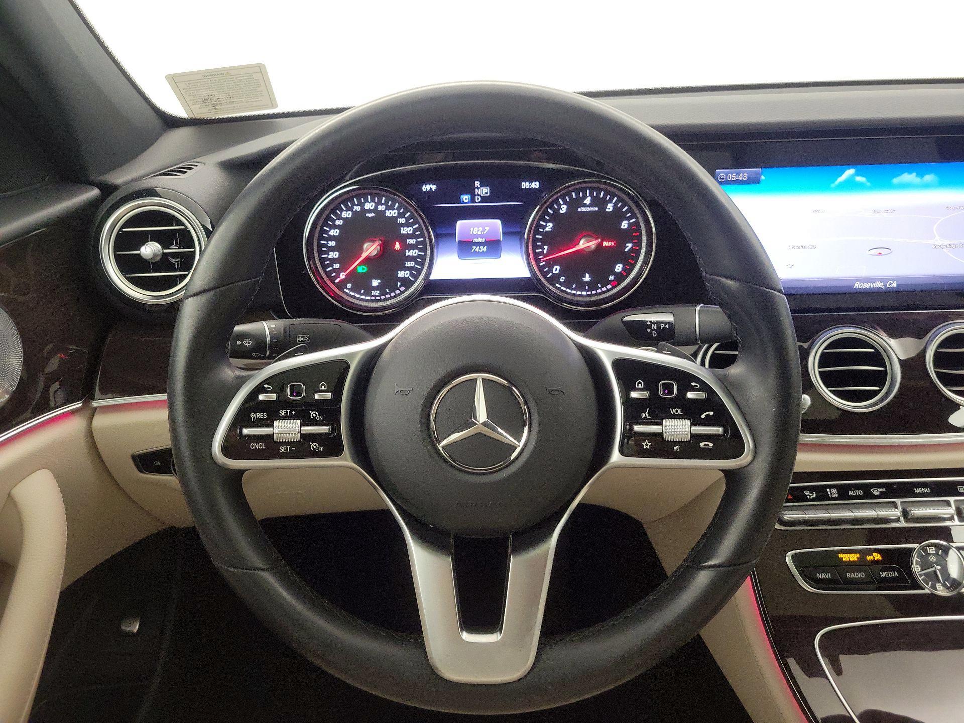 Thumbnail: 2019 Mercedes-Benz E-Class - 10