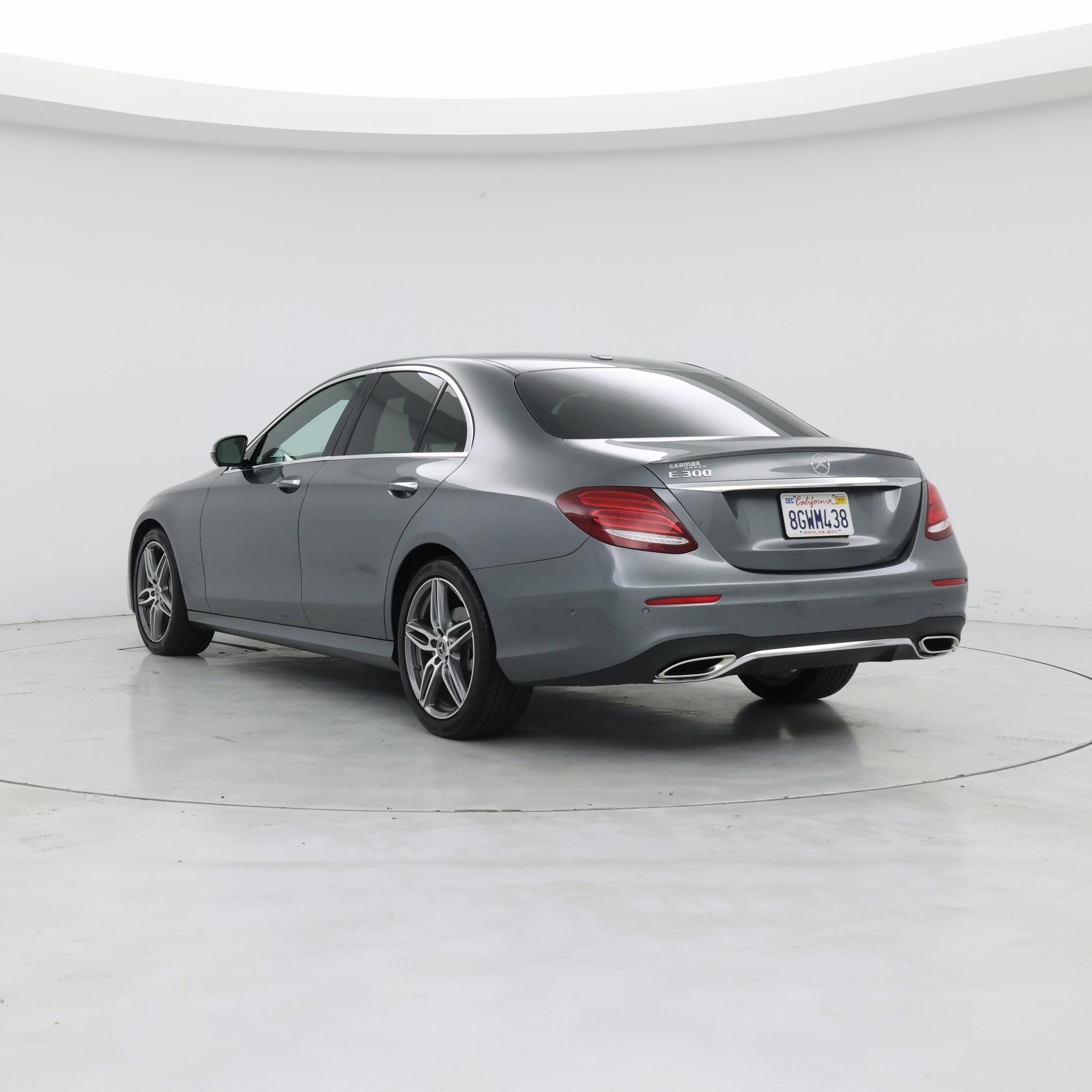 Thumbnail: 2019 Mercedes-Benz E-Class - 2
