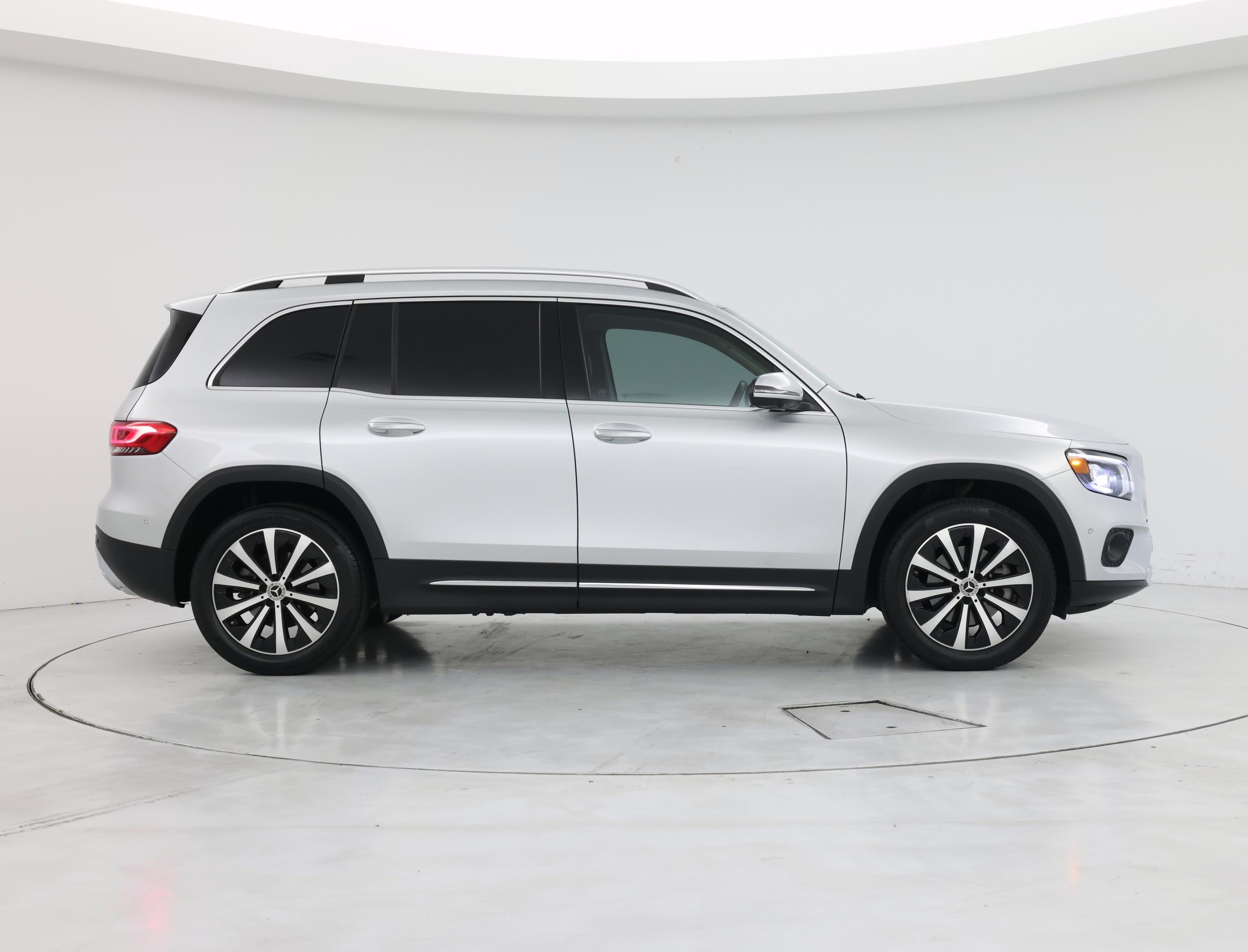 Thumbnail: 2023 Mercedes-Benz GLB - 7