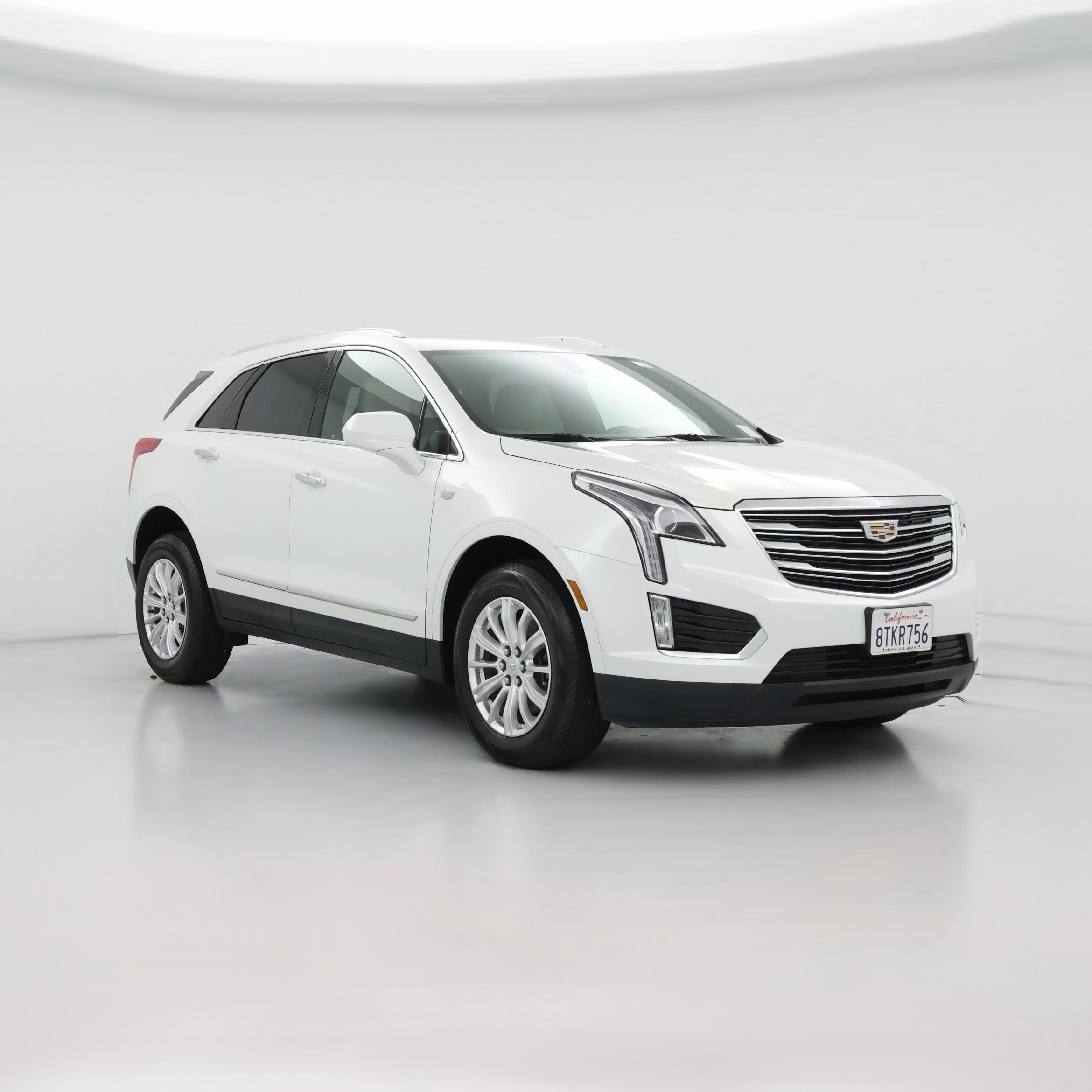 Thumbnail: 2017 Cadillac XT5 - 1