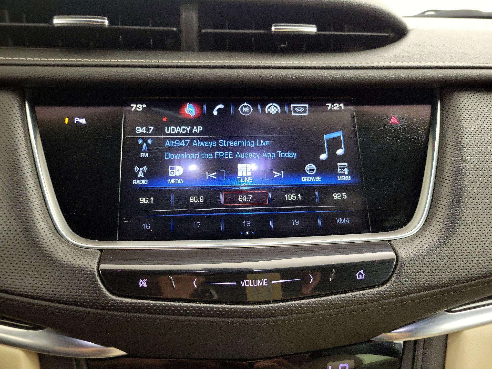 Thumbnail: 2017 Cadillac XT5 - 15