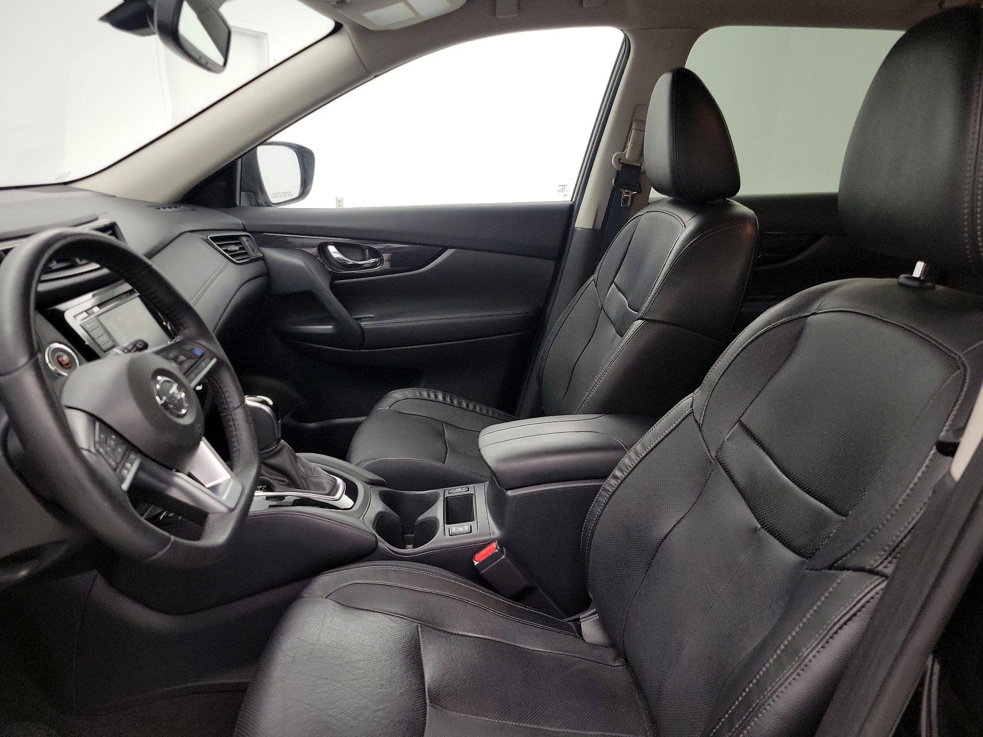 Thumbnail: 2019 Nissan Rogue - 11