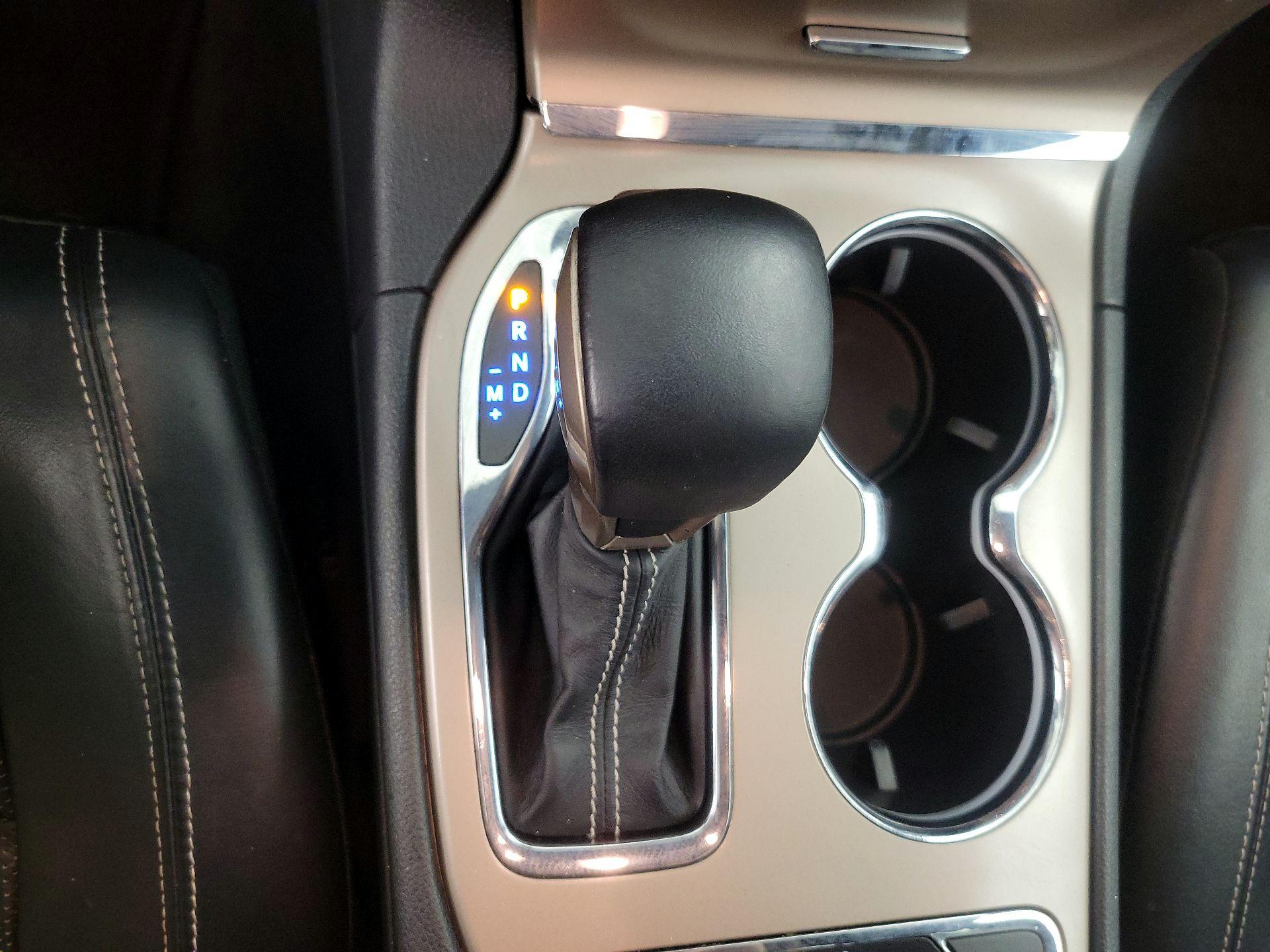 Thumbnail: 2016 Jeep Grand Cherokee - 17