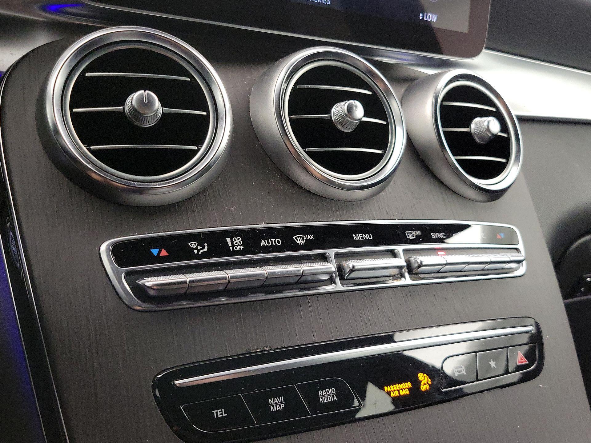 Thumbnail: 2022 Mercedes-Benz GLC - 16