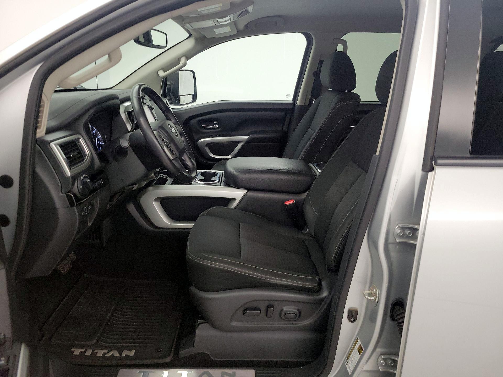 Thumbnail: 2018 Nissan Titan - 11