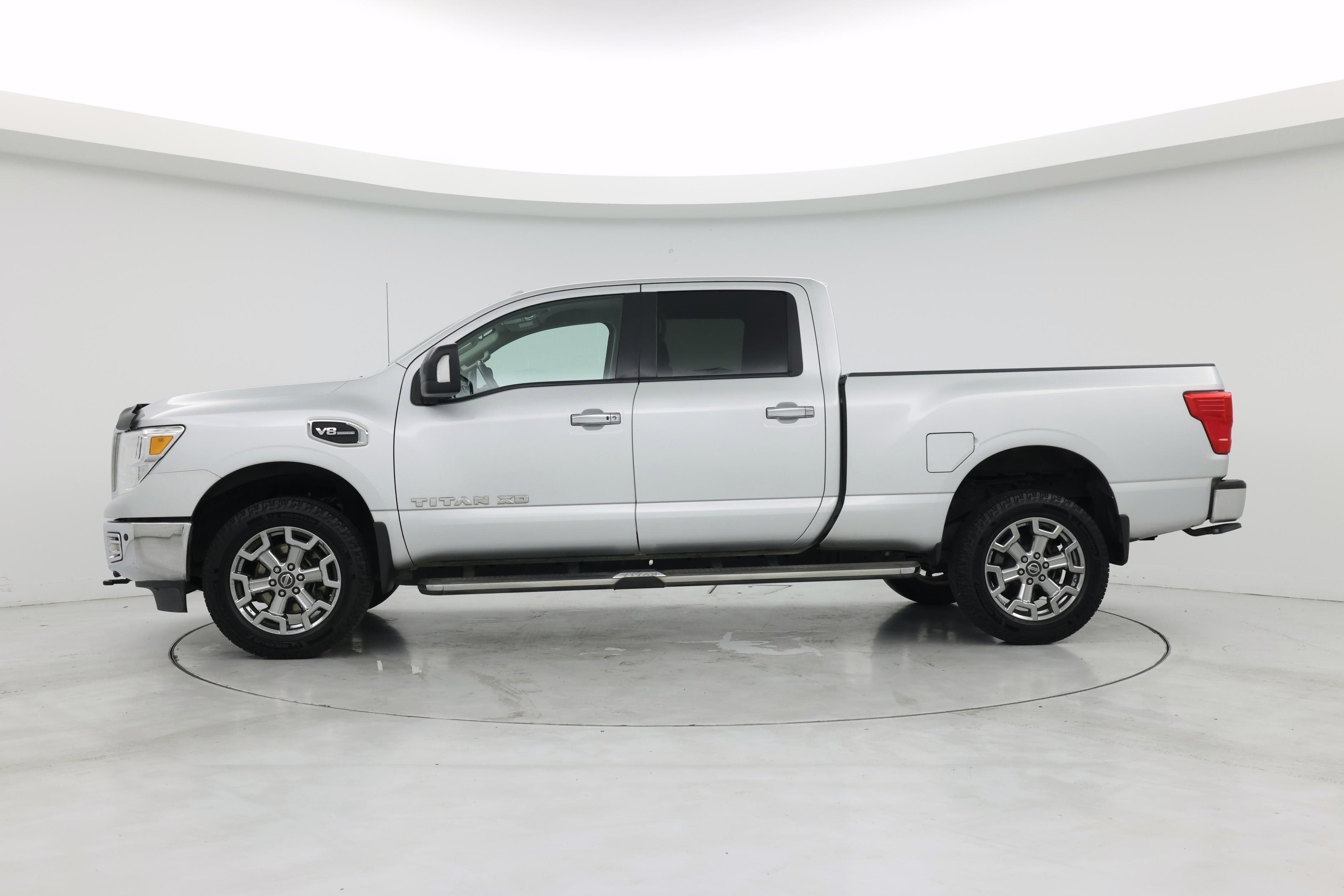 Thumbnail: 2018 Nissan Titan - 3