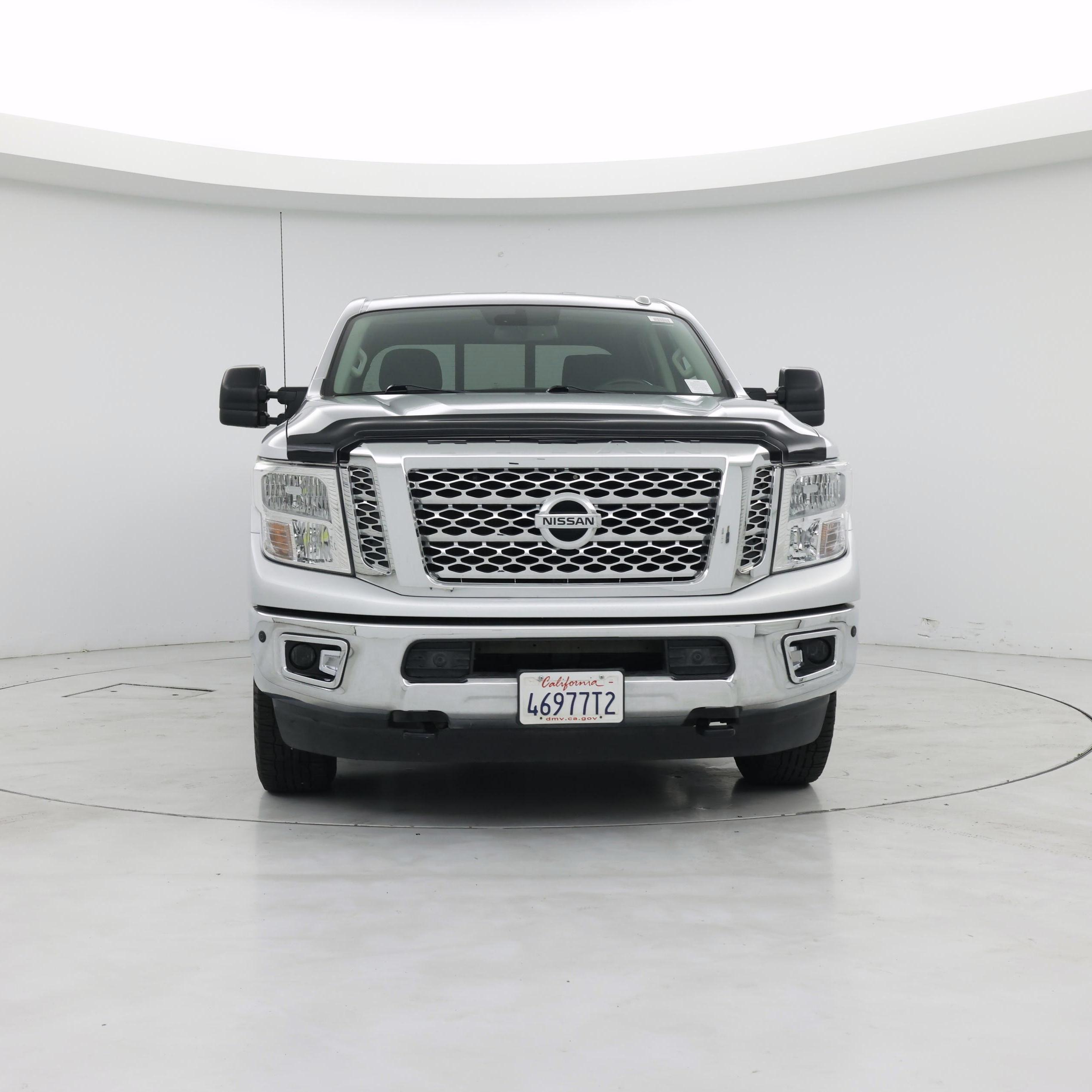 Thumbnail: 2018 Nissan Titan - 5