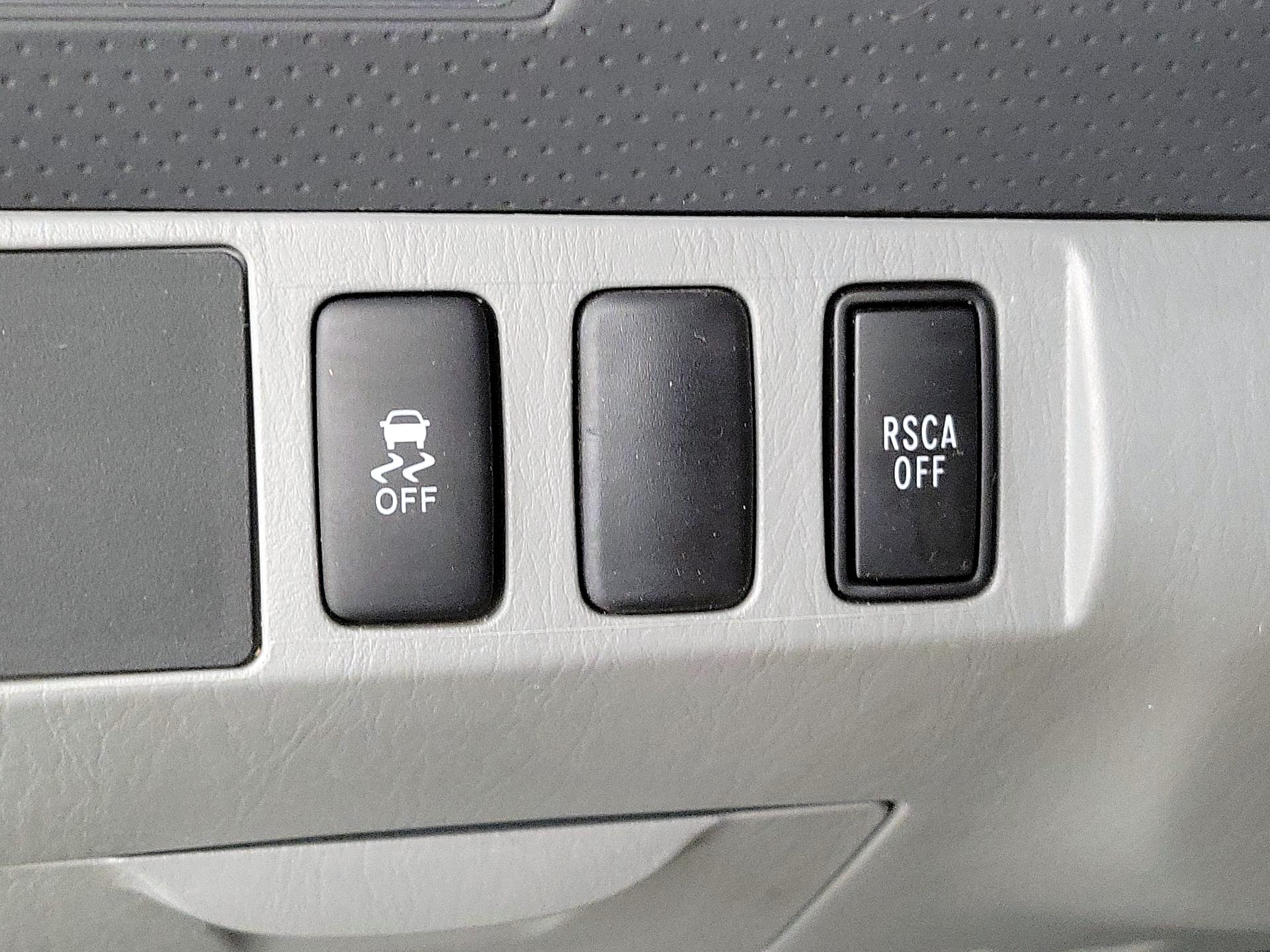Thumbnail: 2015 Toyota Tacoma - 13