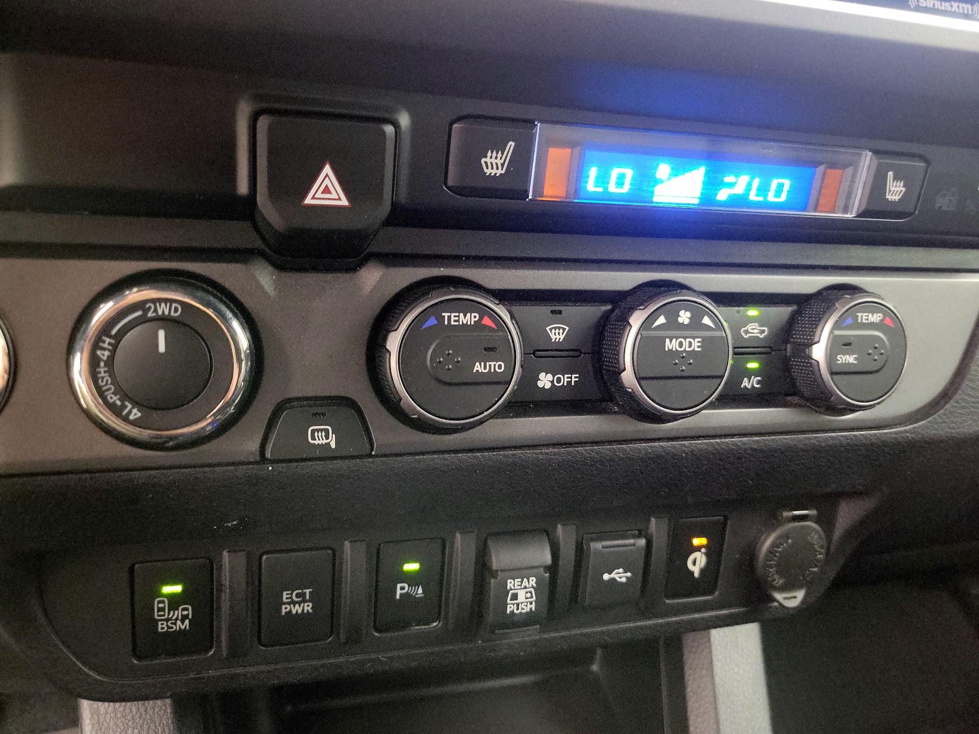 Thumbnail: 2021 Toyota Tacoma - 16