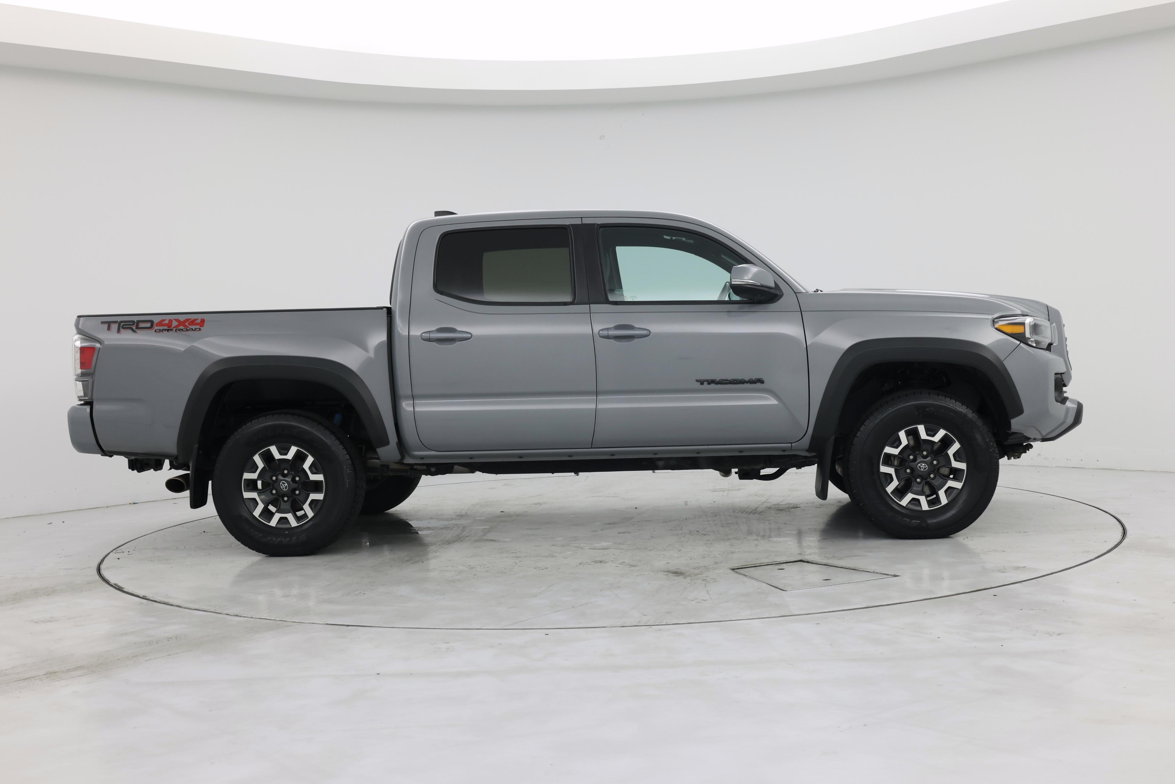 Thumbnail: 2021 Toyota Tacoma - 7