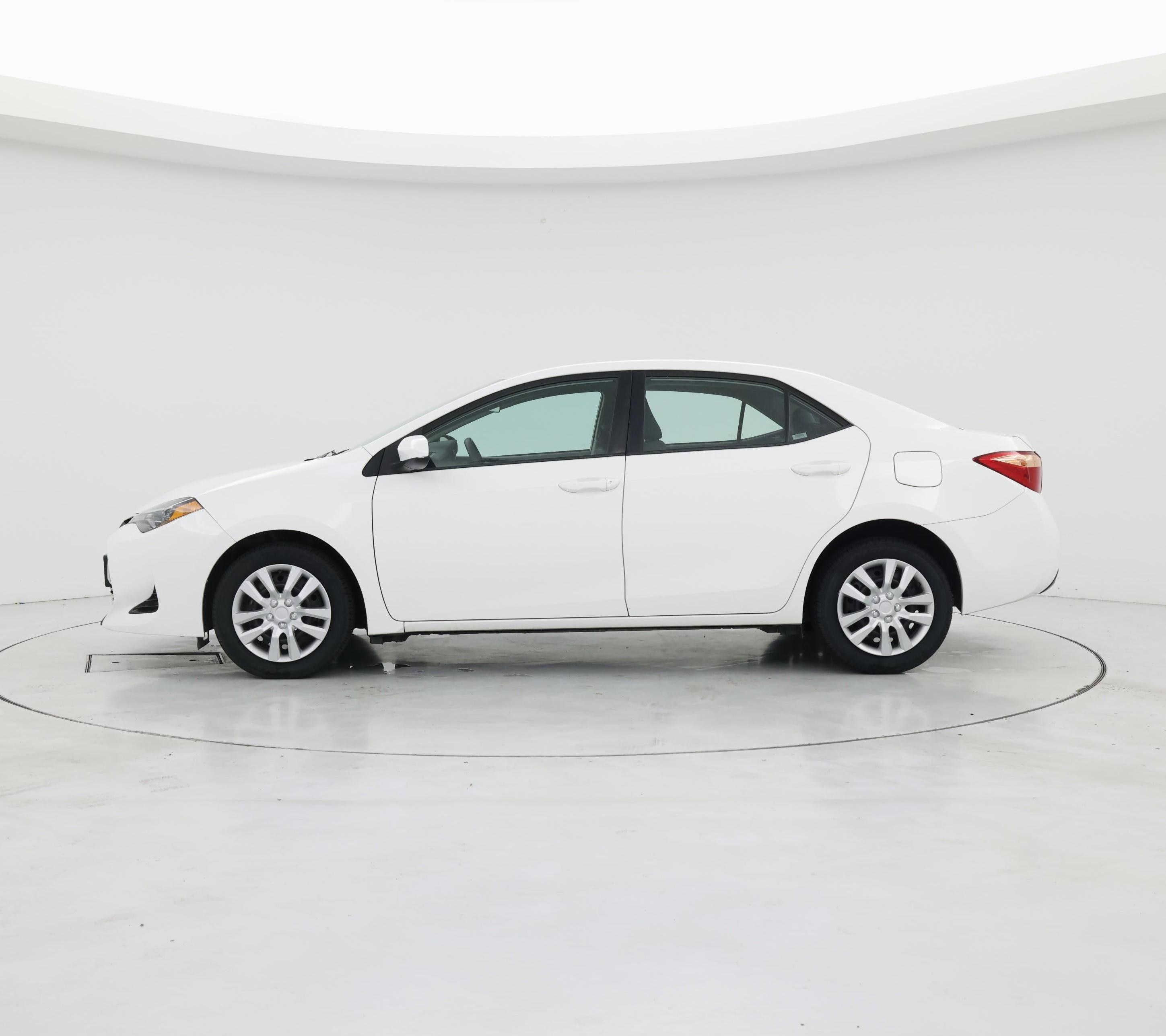 Thumbnail: 2019 Toyota Corolla - 3