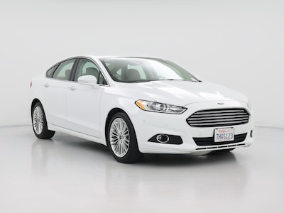 White 2015 Ford Fusion SE