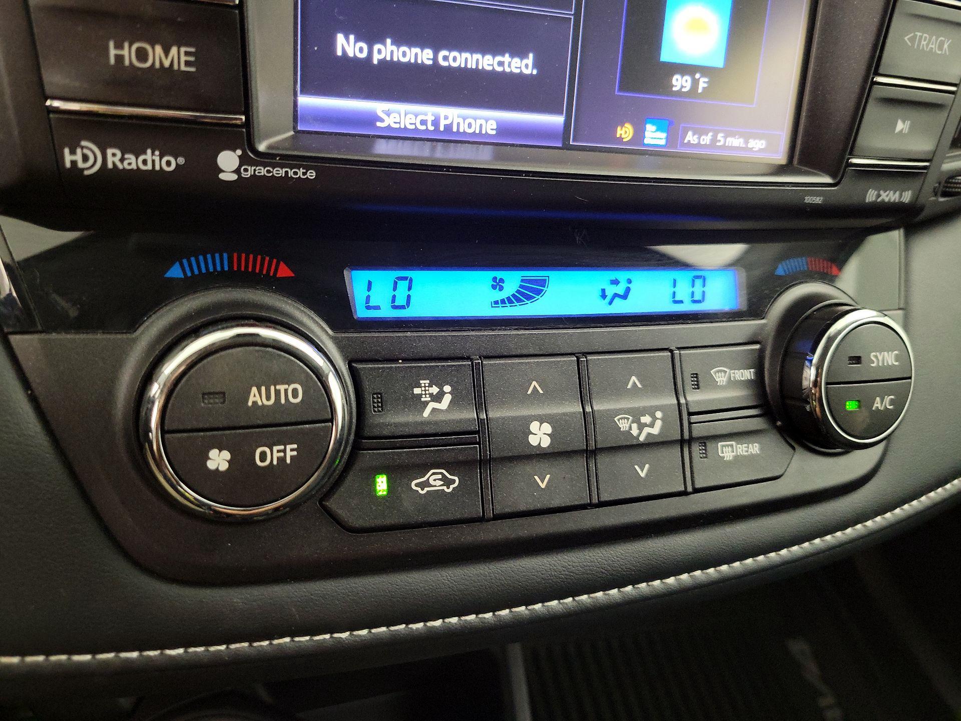 Thumbnail: 2018 Toyota RAV4 - 16