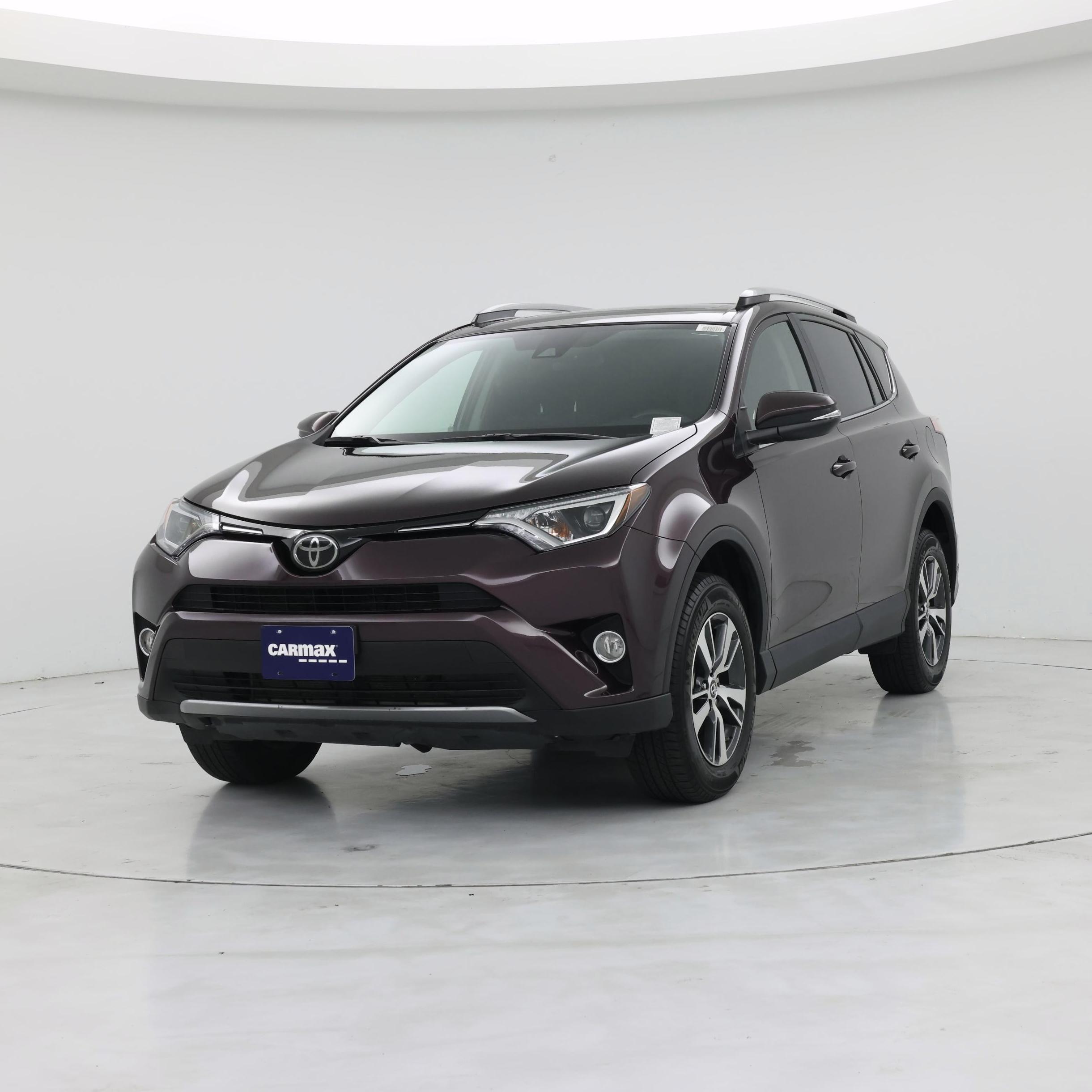 Thumbnail: 2018 Toyota RAV4 - 4