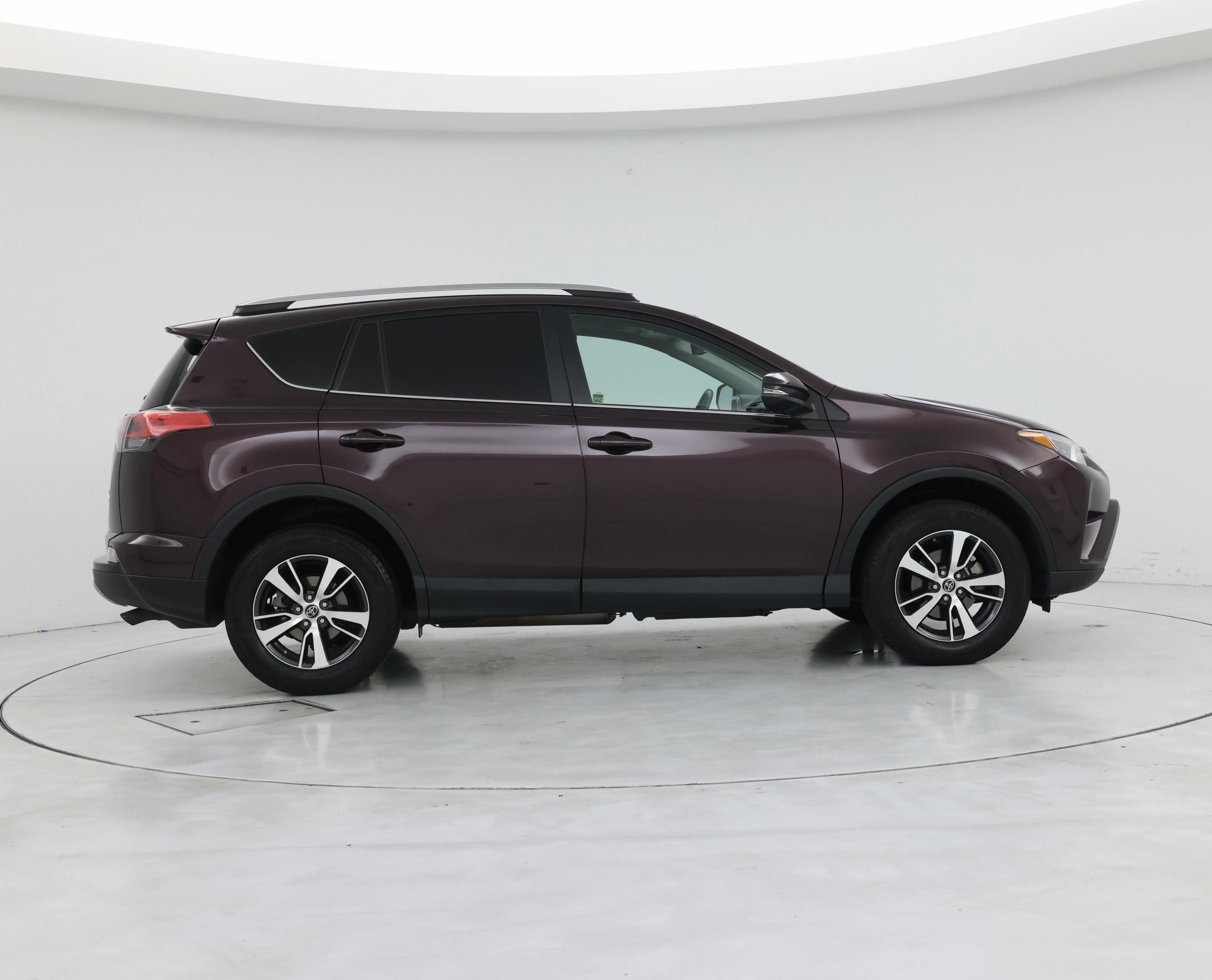 Thumbnail: 2018 Toyota RAV4 - 7